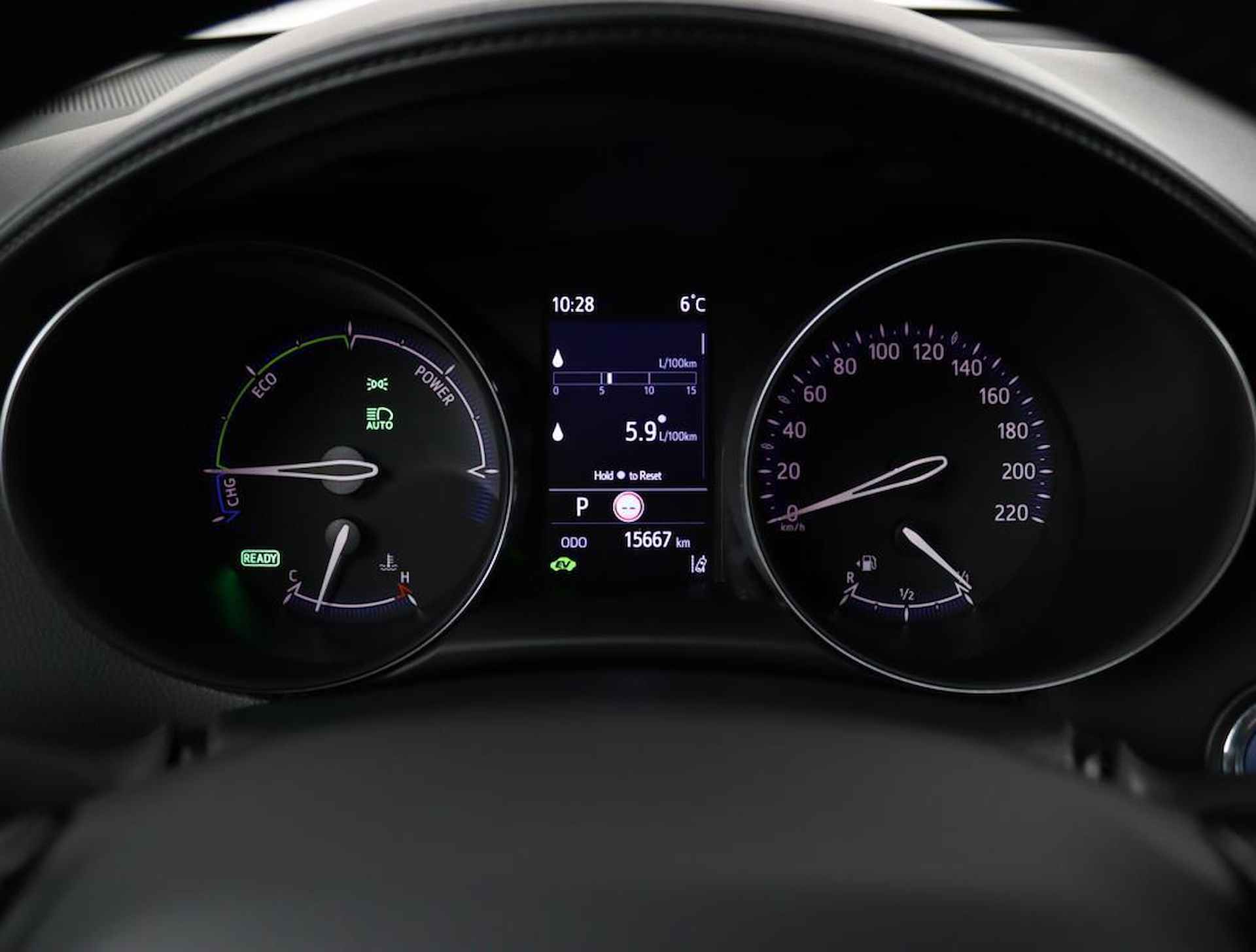 Toyota C-HR 1.8 Hybrid Dynamic | Navigatie | Dodehoek Detectie | Keyless Entry | Parkeersensoren Rondom | Toyota Safety Sense | - 22/52