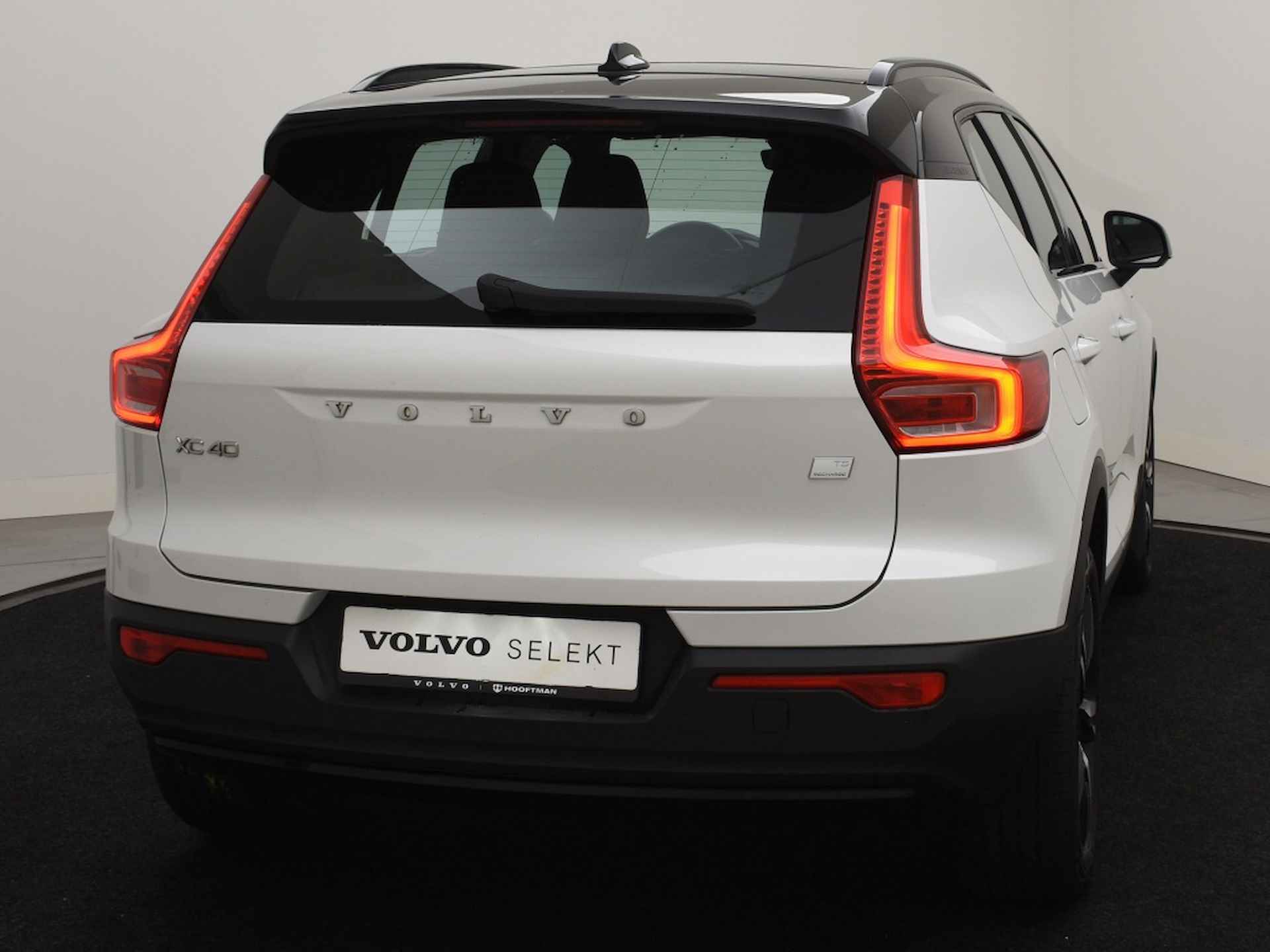 Volvo XC40 T5 PLUG-IN HYBRID R-DESIGN PANORAMADAK KEYLESS ACC BLIS NAVI - 5/47