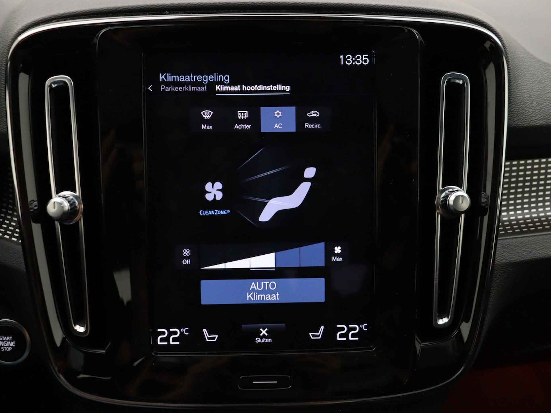 Volvo XC40 T5 PLUG-IN HYBRID R-DESIGN PANORAMADAK KEYLESS ACC BLIS NAVI - 33/47