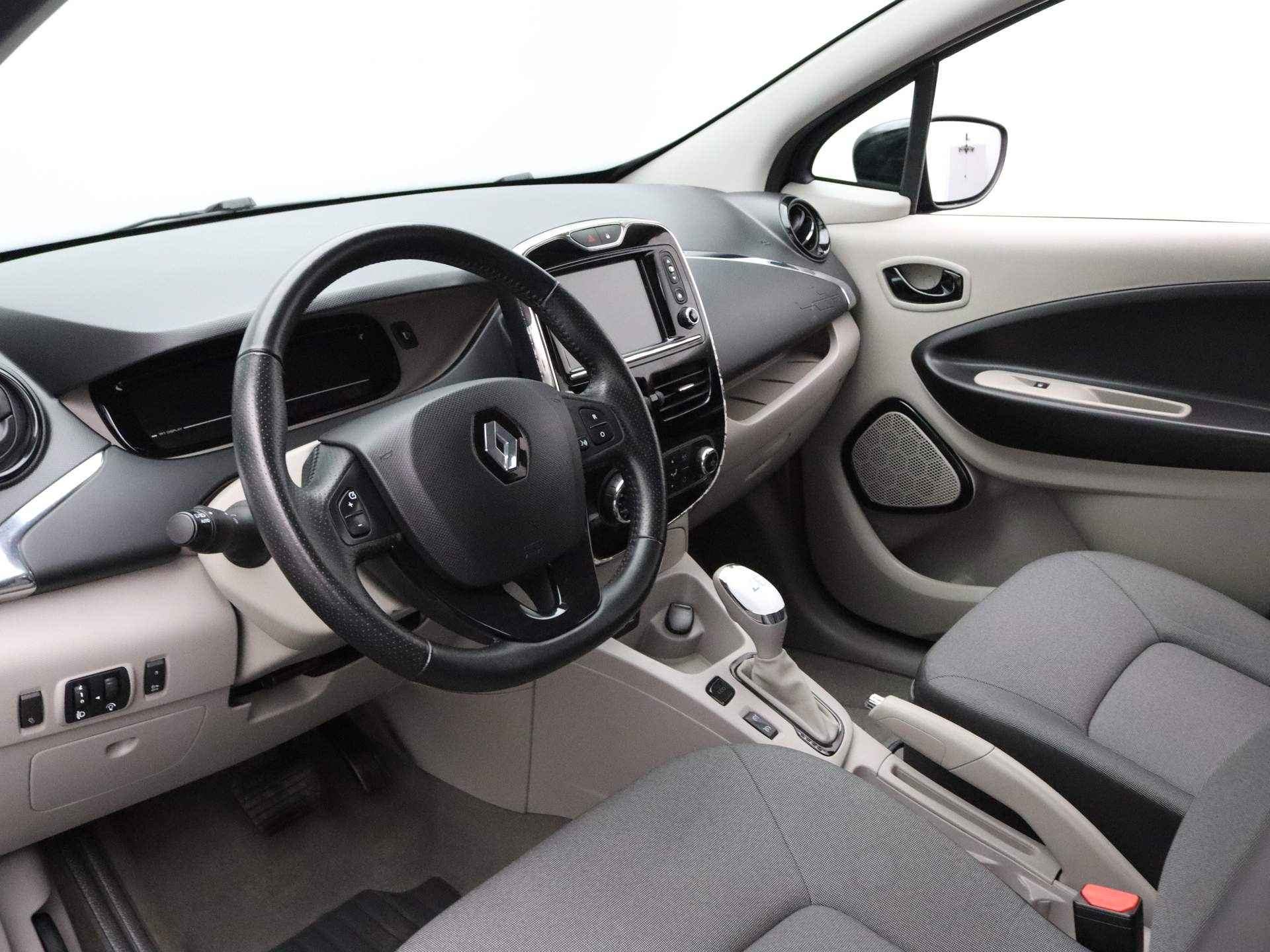 Renault ZOE Q210 Zen Quickcharge 22 kWh HUURBATTERIJ RIJKLAAR | Camera | Climate | Navi - 38/73