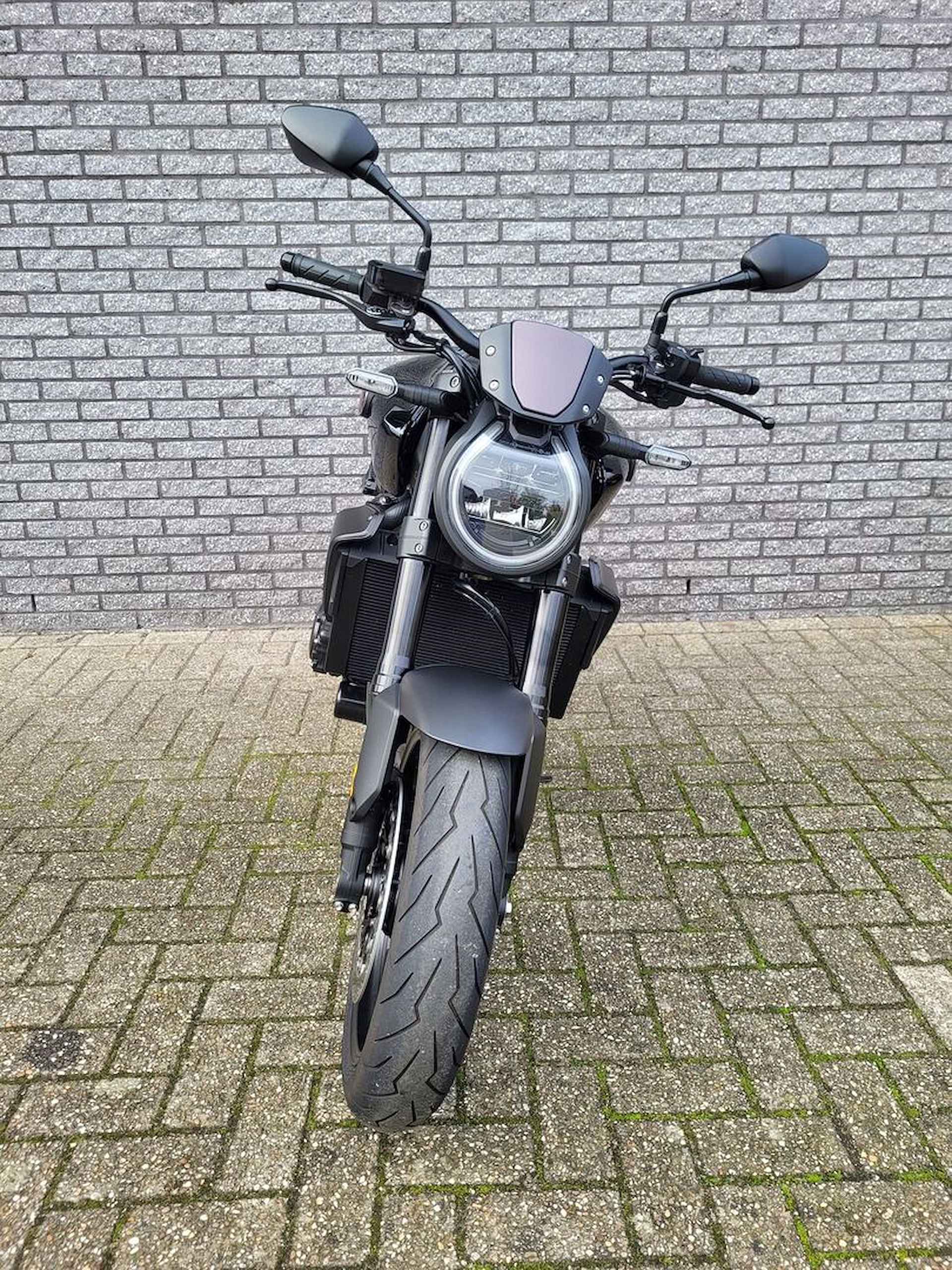 HONDA CB 1000 R - 2021 - 2/6