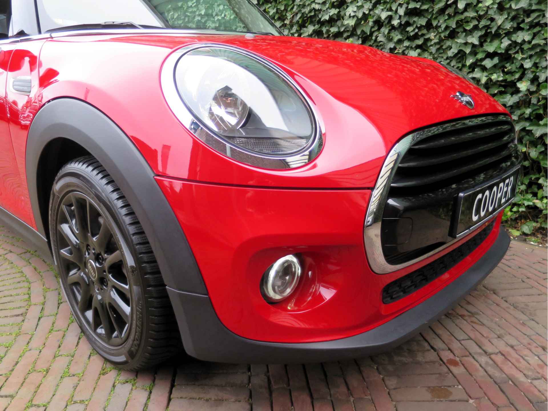 MINI Cooper 1.5 Salt Business F56 LCI NL Auto, Navi, Cruise, Apple CarPlay en 16" - 25/38