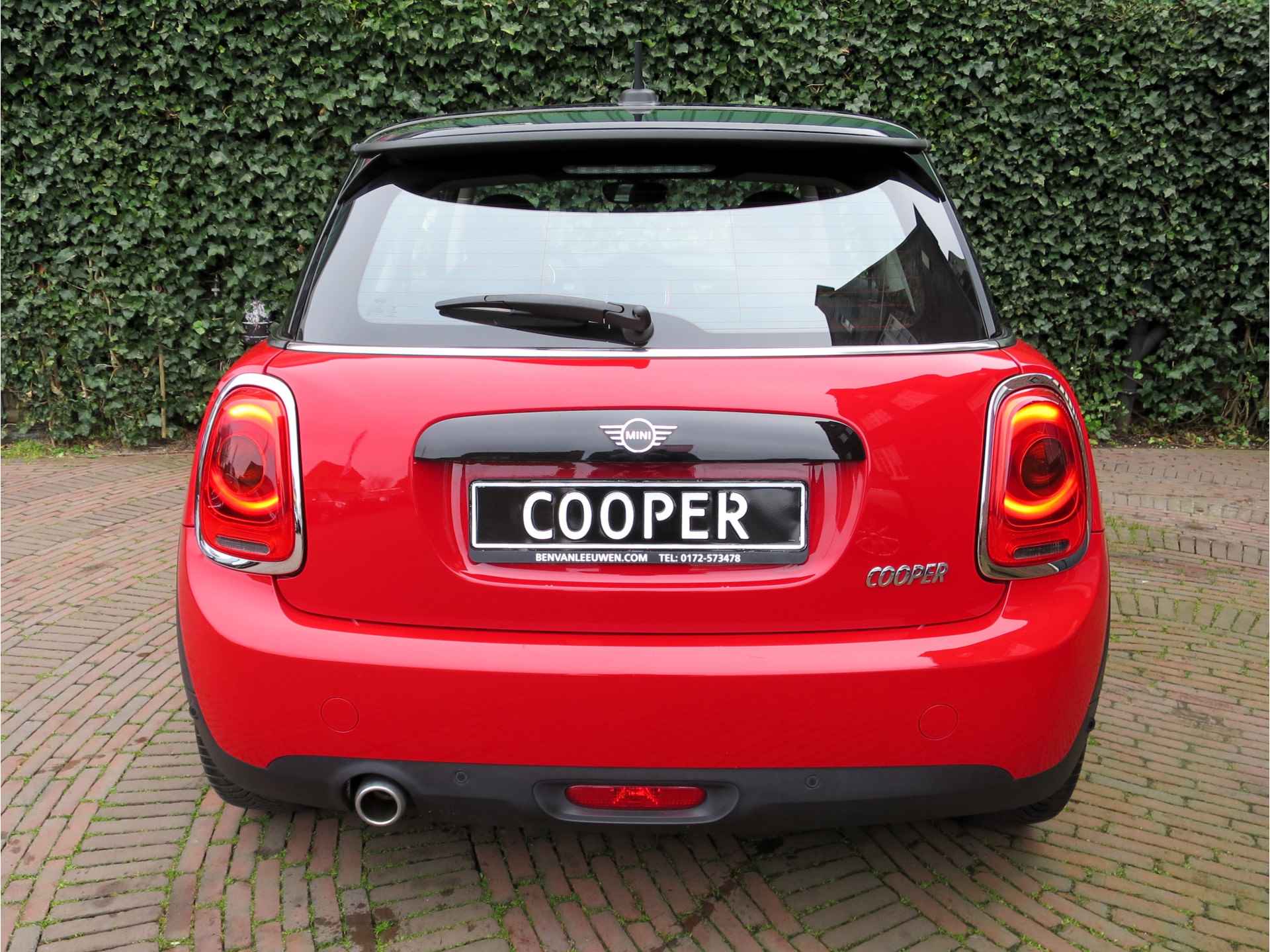 MINI Cooper 1.5 Salt Business F56 LCI NL Auto, Navi, Cruise, Apple CarPlay en 16" - 29/38