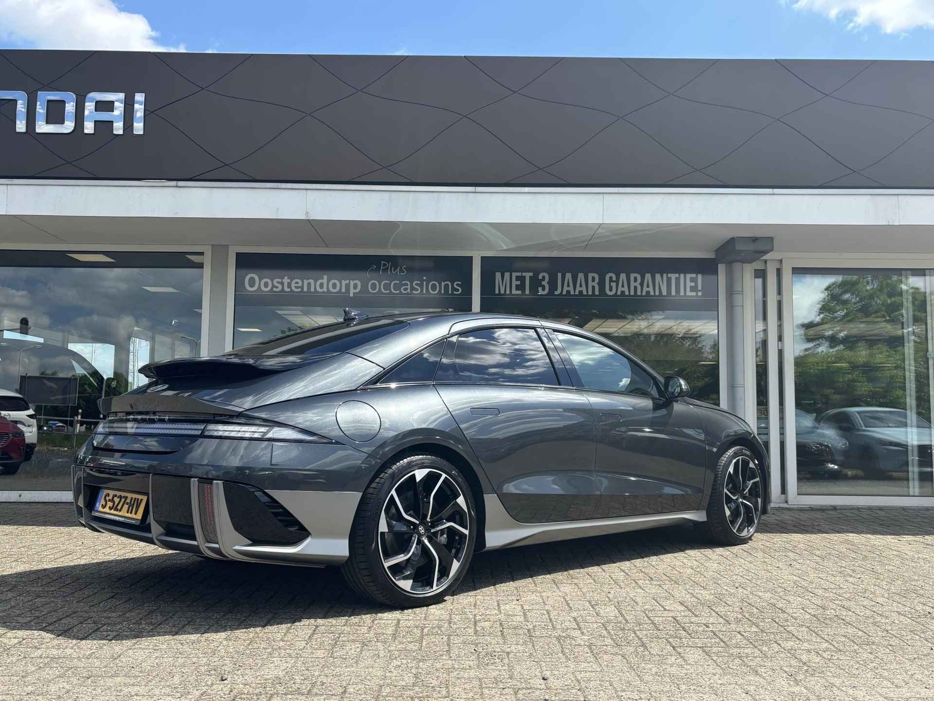 Hyundai IONIQ 6 Connect 77 kWh | Automaat | Navigatie | adaptive Cruise Control | Climate control | Stoelverwarming | resterende Fabrieksgarantie | Rijklaar ! | - 6/31