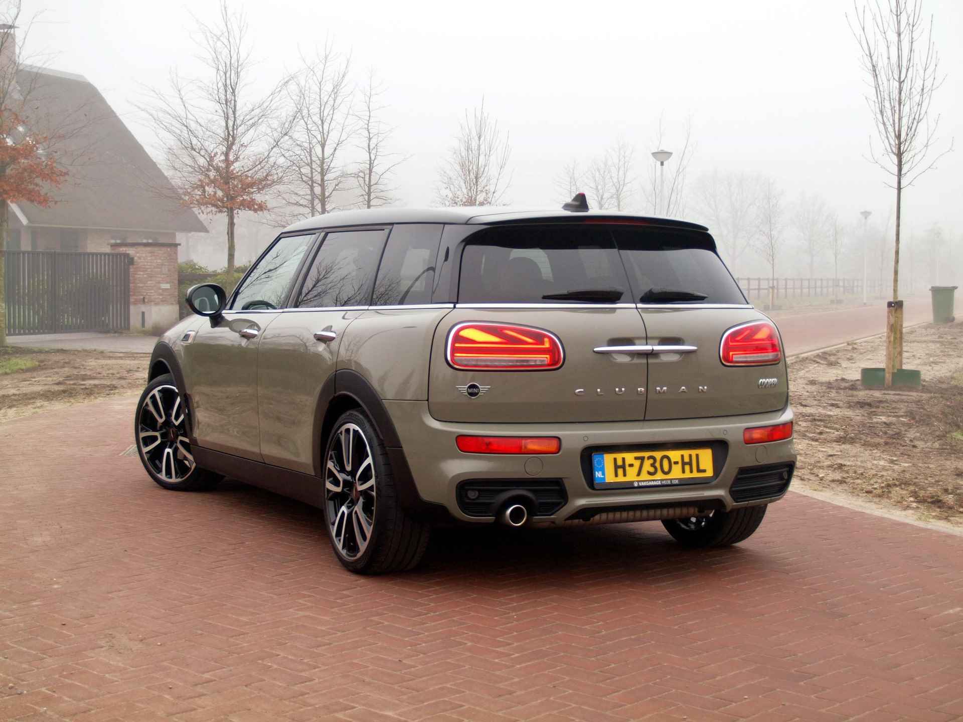 Mini Mini Clubman 1.5 Cooper | Led - Xenon | Works Pakket | Leer | Stoelverwarming | - 2/29