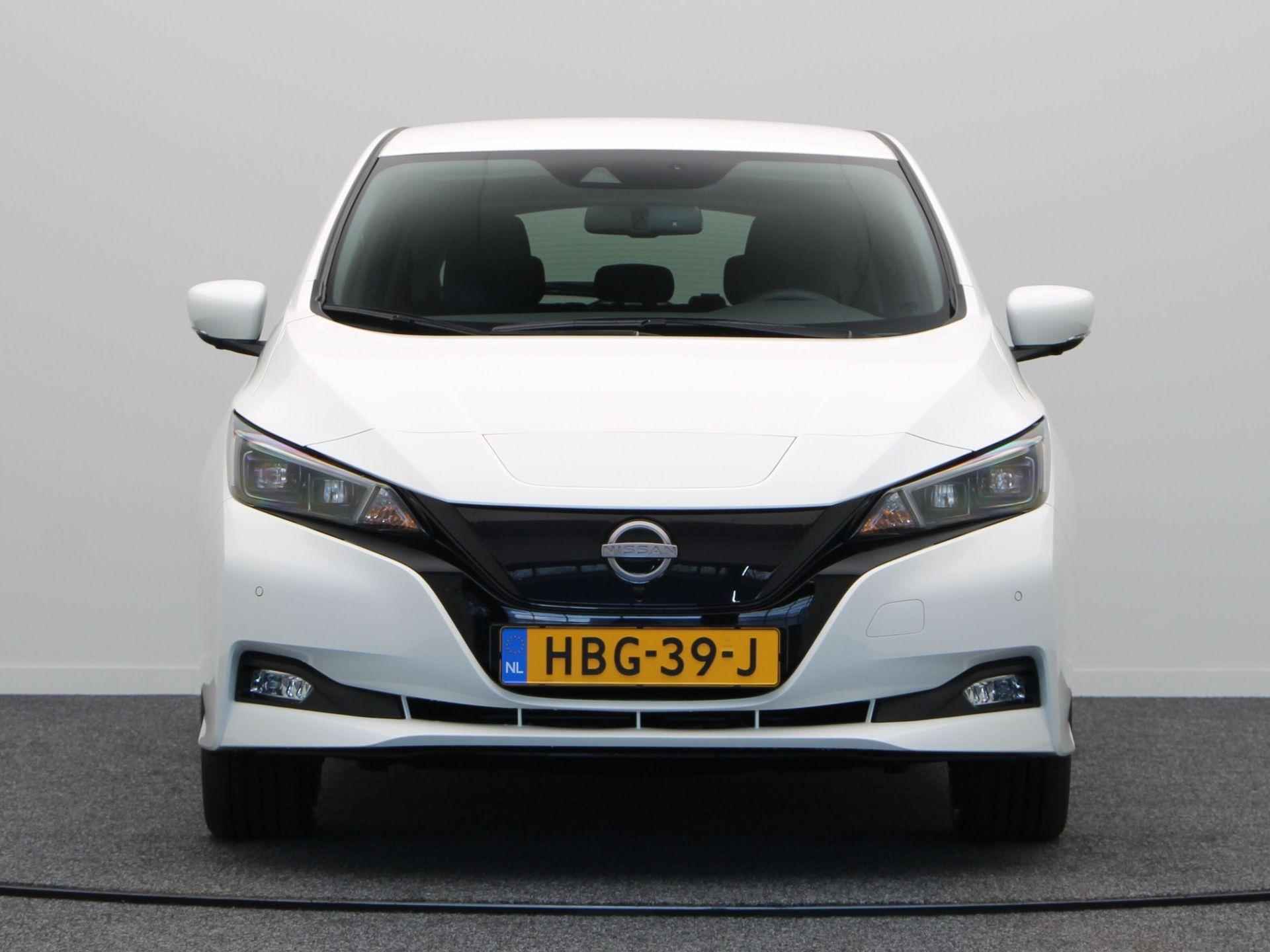 Nissan LEAF N-Connecta 39 kWh | Rijklaar Prijs!!| Adaptieve Cruise Control | Stoelverwarming Voor en Achter | Stuurwielverwarming | Navigatie | - 6/41