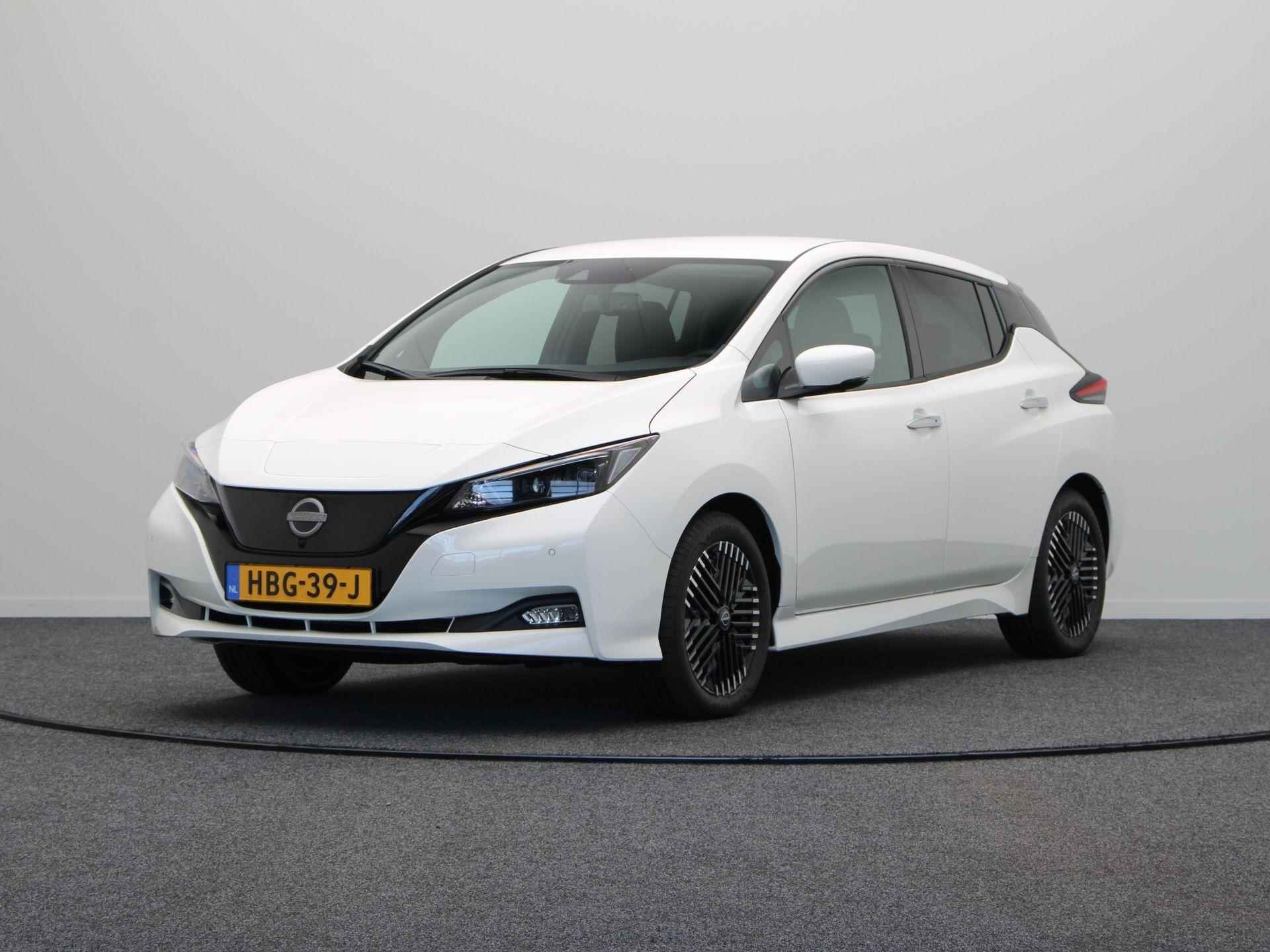 Nissan LEAF N-Connecta 39 kWh | Rijklaar Prijs!!| Adaptieve Cruise Control | Stoelverwarming Voor en Achter | Stuurwielverwarming | Navigatie | - 10/41