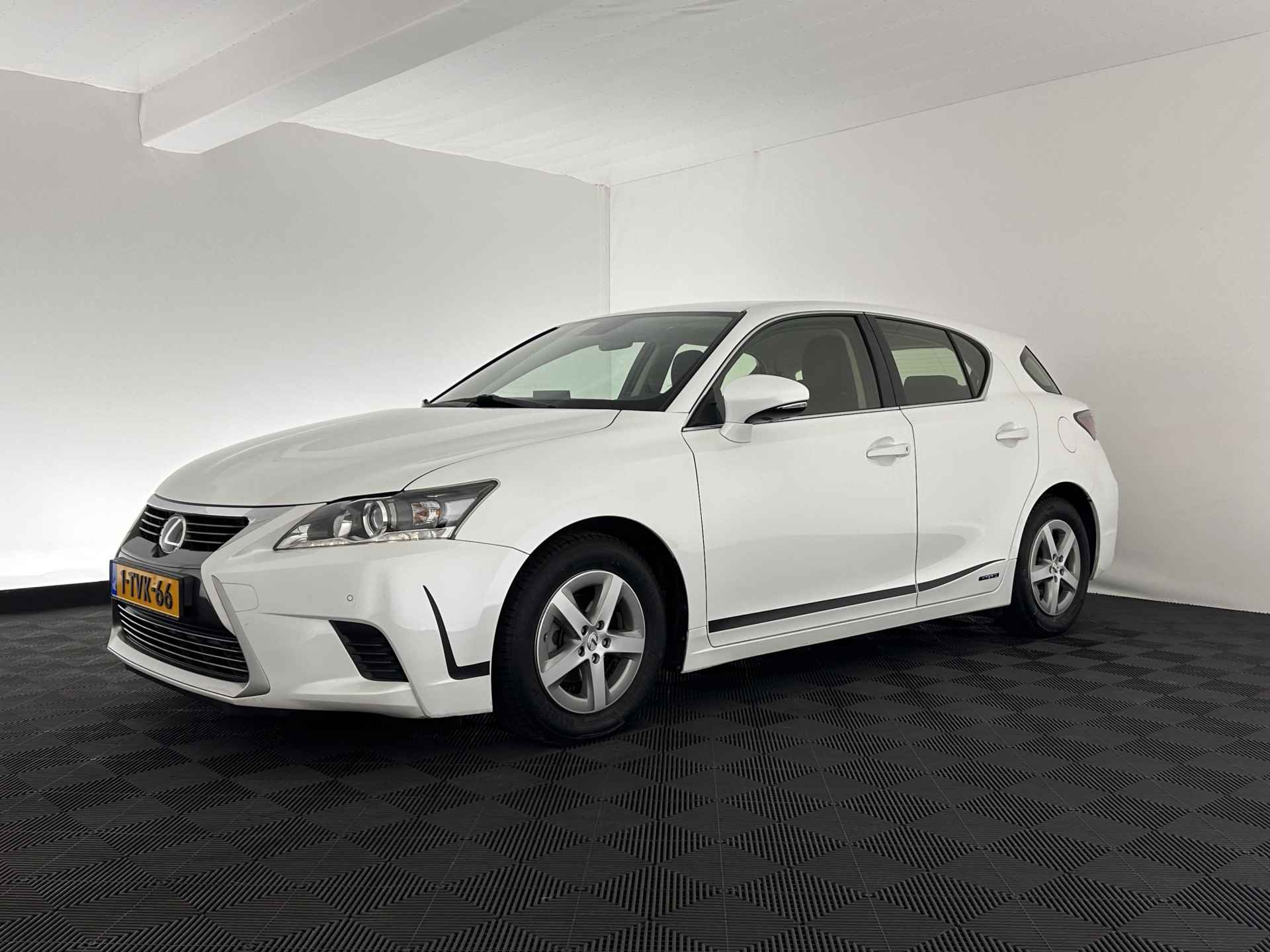 Lexus CT 200h Aut. *NAVI-FULLMAP | ALCANTARA | ECC | PARKASSIST | CRUISE | TOWBAR | COMFORT-SEATS |  15''ALU* - 3/30