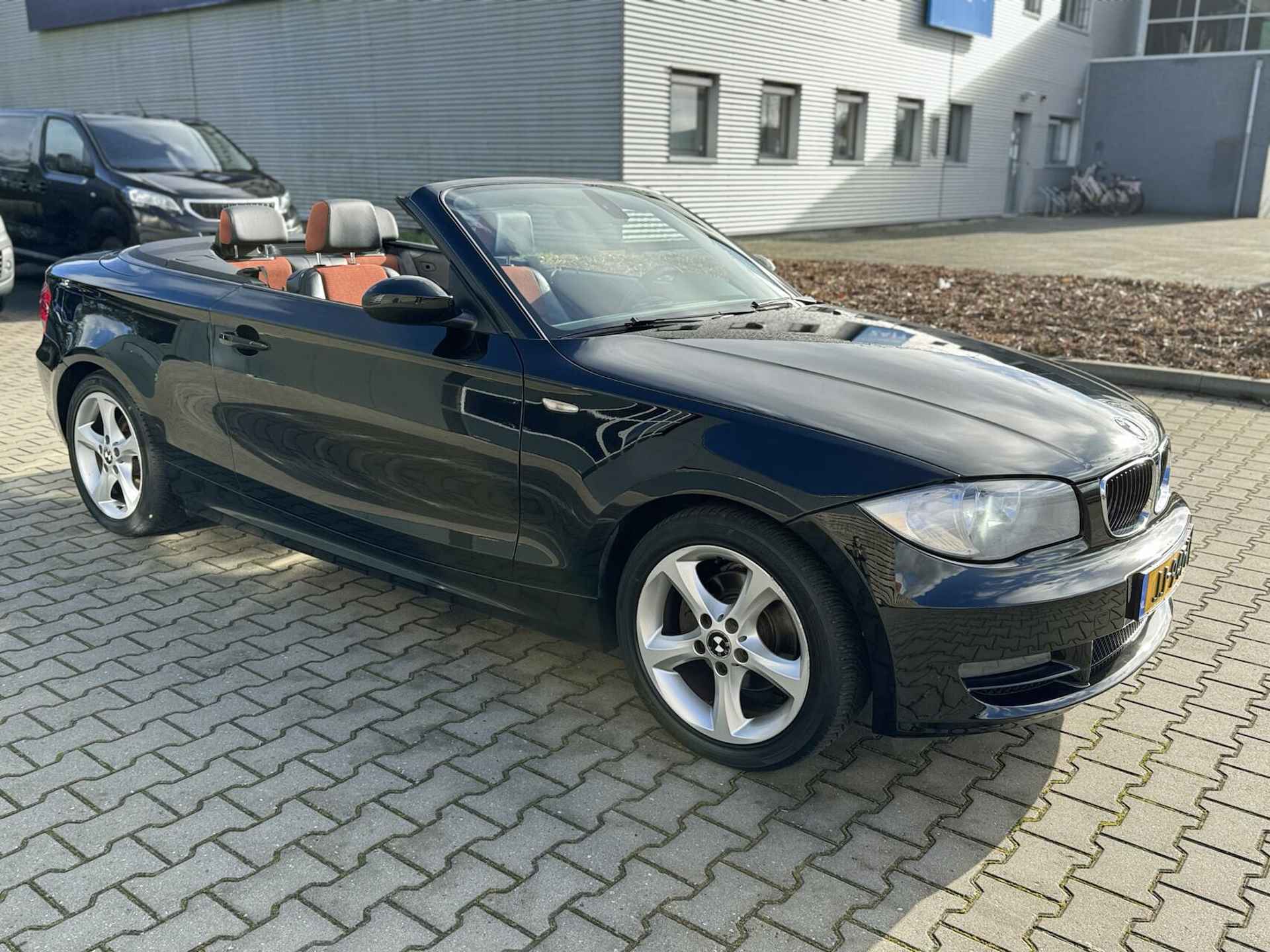 BMW 1-serie Cabrio 118i 2.0 143pk High Executive - 28/30