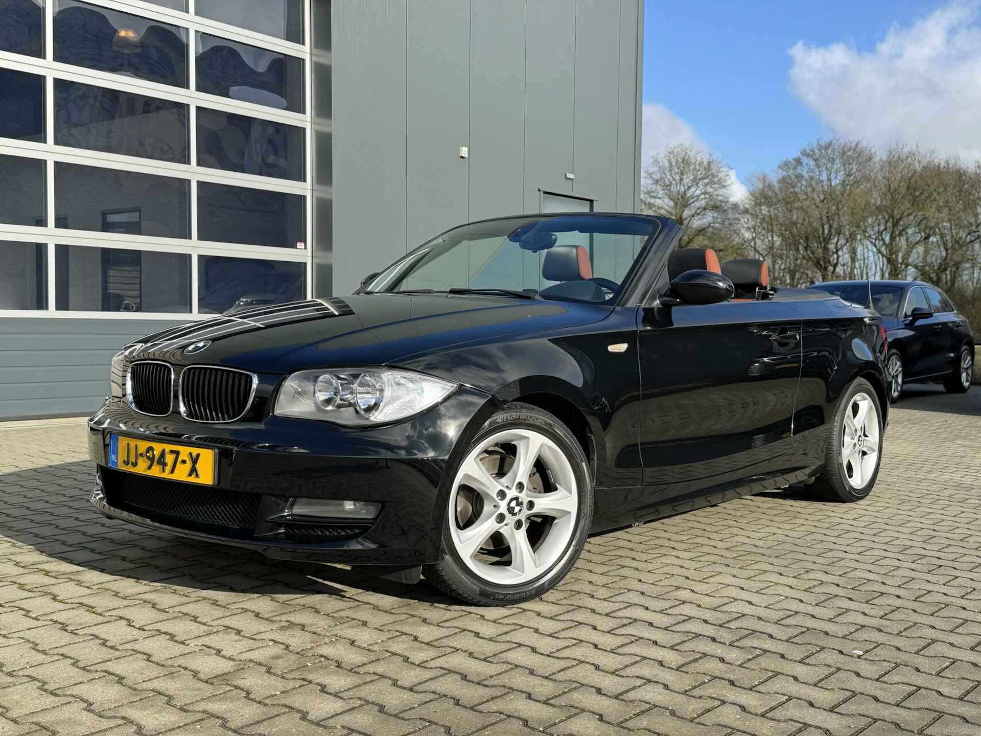 BMW 1-serie Cabrio 118i 2.0 143pk High Executive