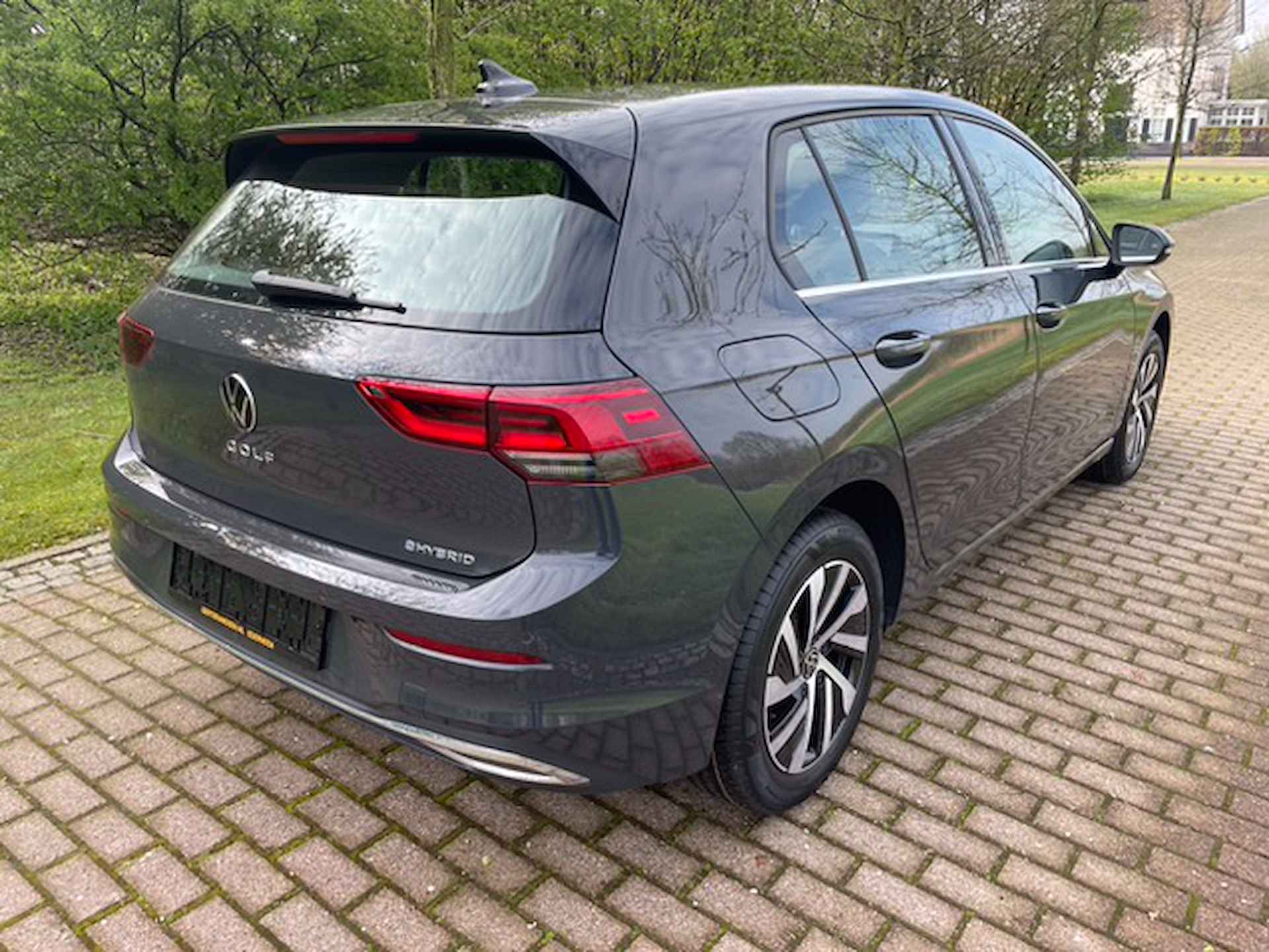 Volkswagen Golf 1.4 eHybrid Style | Massage stoelen | LED | Adaptive cruise control | Stuur verwarming | Elektrische stoelen met geheugen | - 7/24