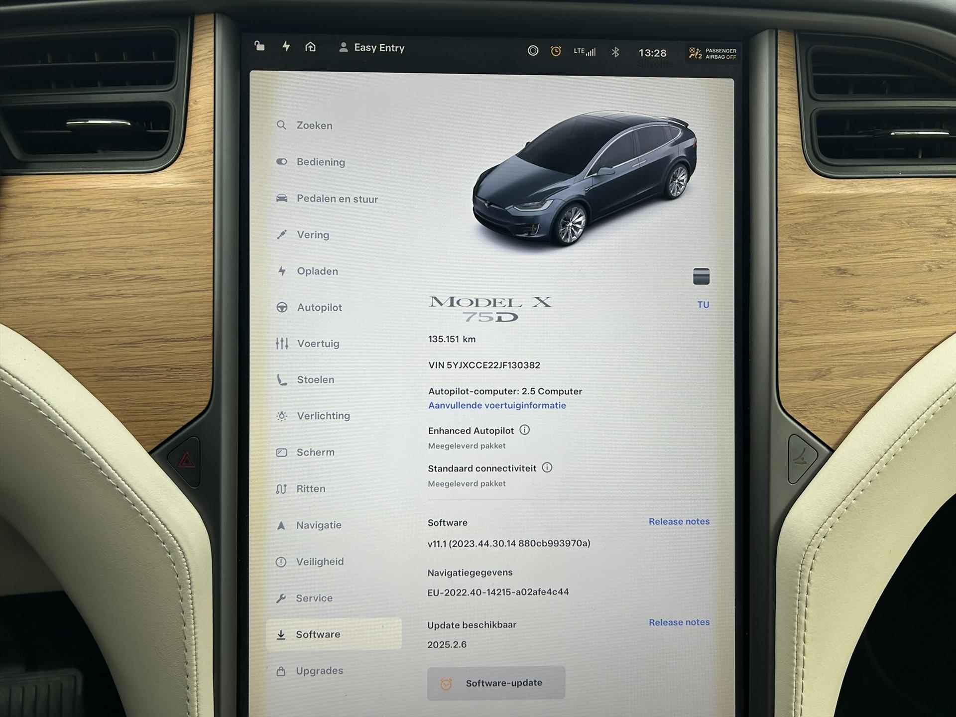 Tesla Model X 75kWh D 4WD / Autopilot / Trekhaak / Full-led - 22/38