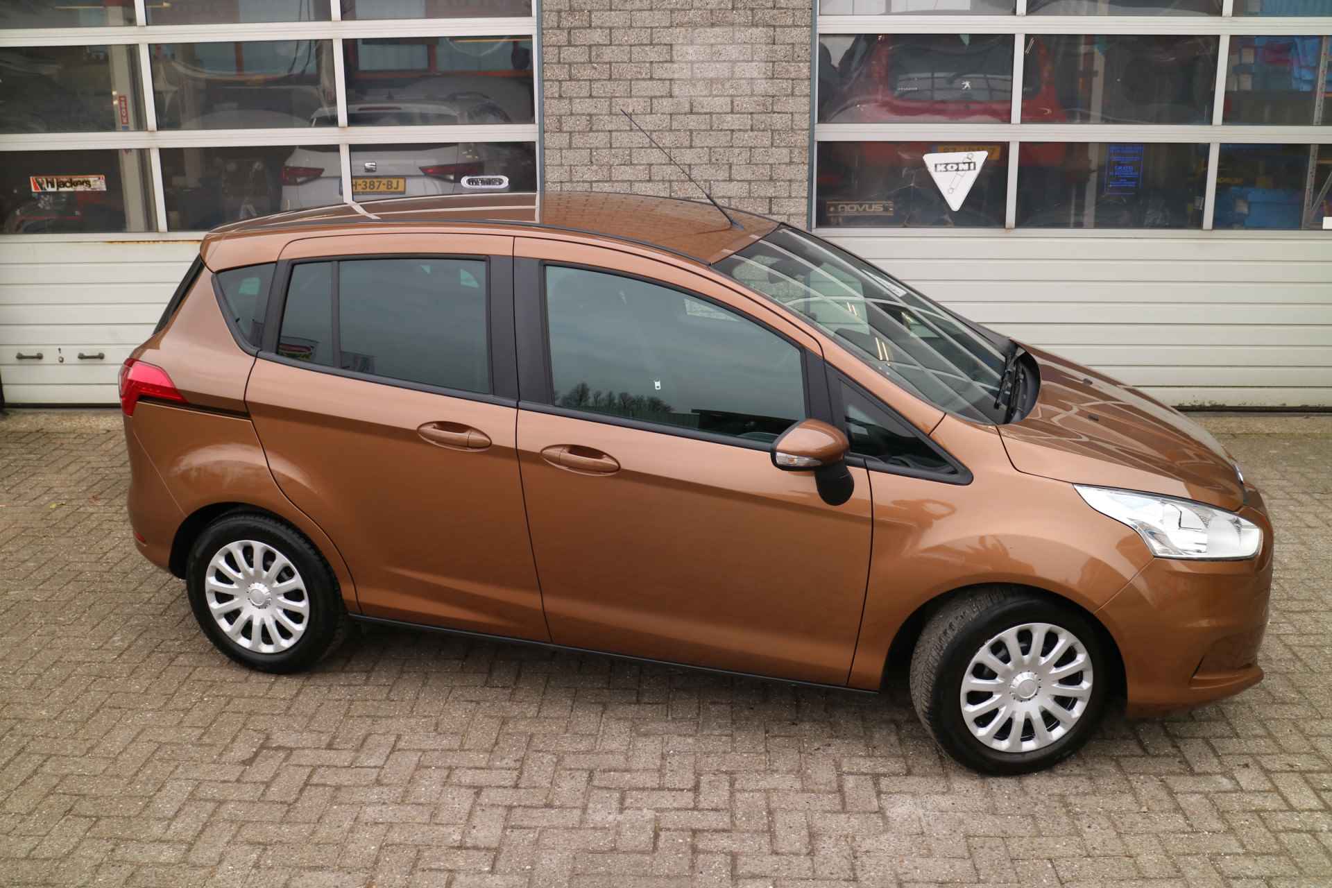 Ford B-MAX 1.0 EcoBoost Trend | Goed onderhouden! | Nieuwe Distributie! | - 57/59