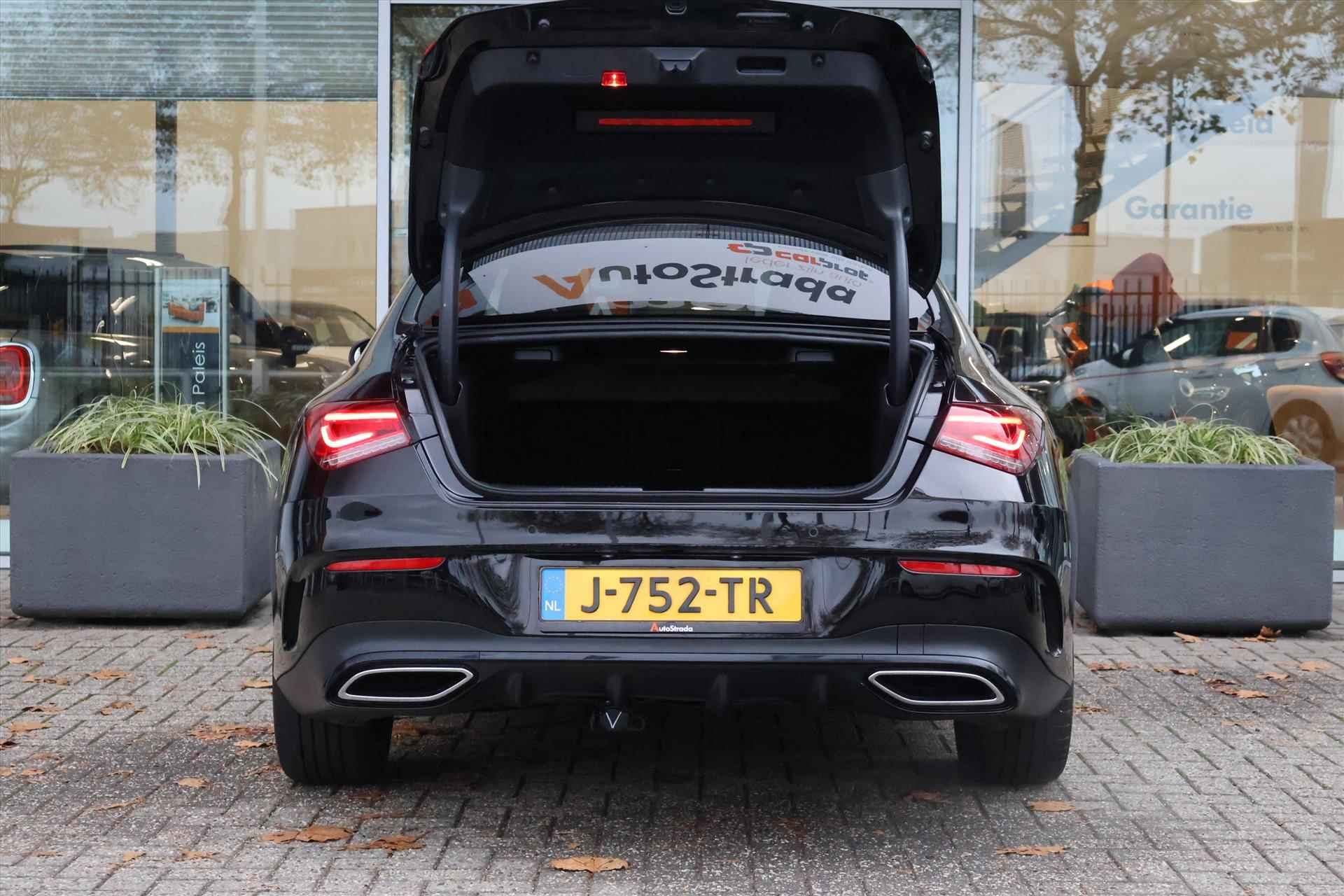 Mercedes CLA Coupé 180 AMG-Line 136pk | Sfeer | Trekhaak | DAB | Navi | Cruise | Stoelverwarming | 1e Eigenaar - 15/43