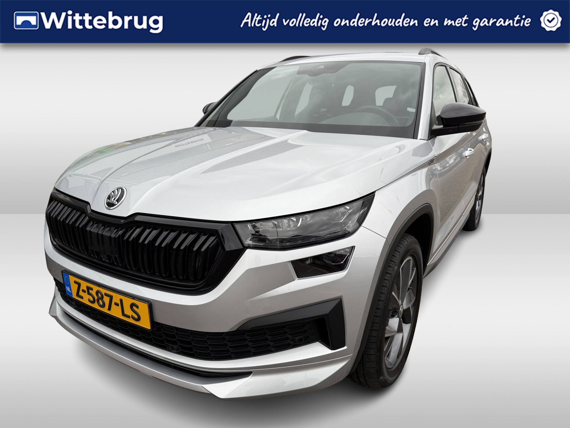 Škoda Kodiaq 1.5 TSI Sportline Business 7p. / PANODAK / CAMERA / 19"LMV / NAVI / APP.Connect