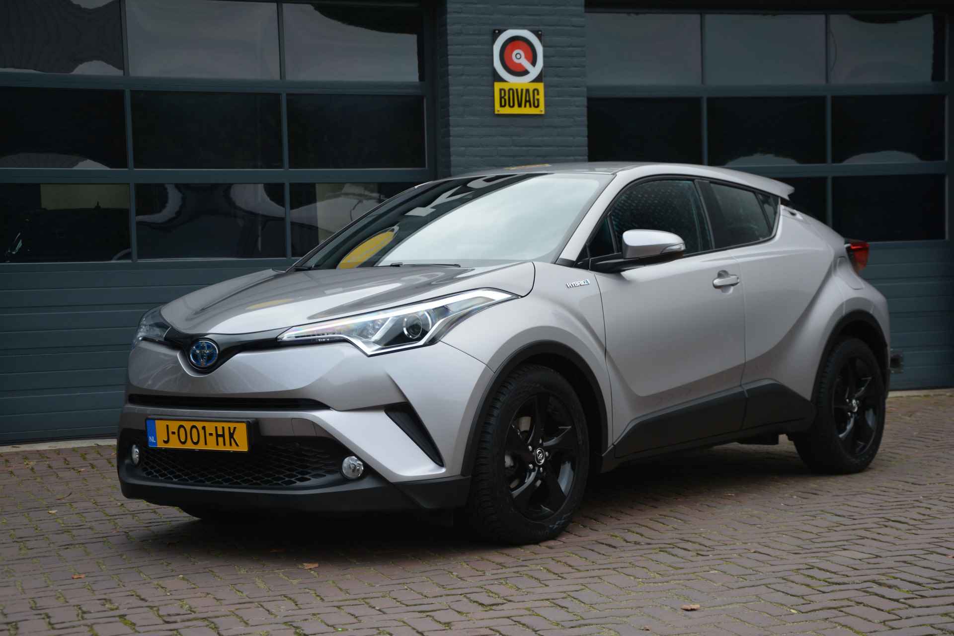 Toyota C-HR 1.8 Hybrid Active - 3/26