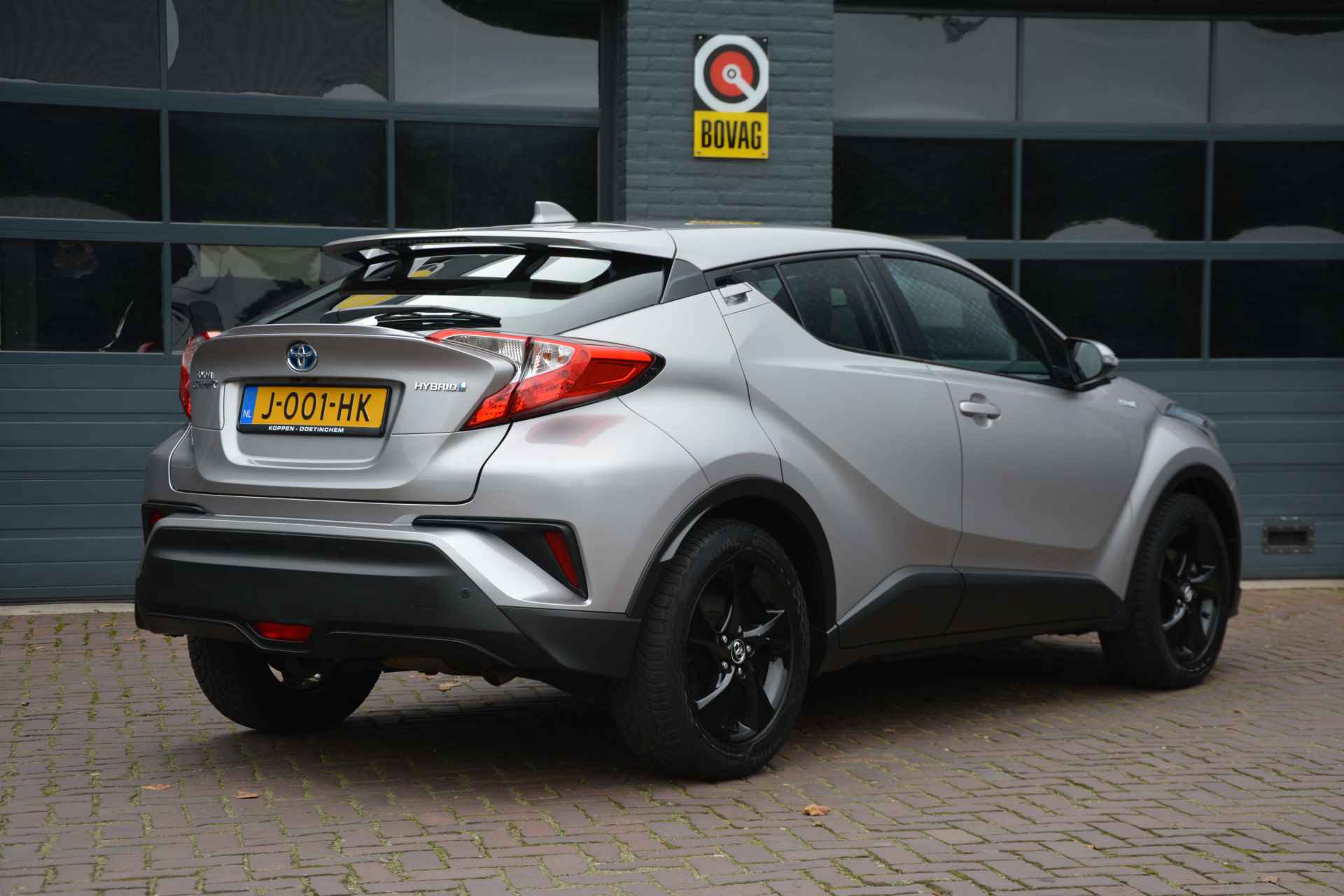 Toyota C-HR 1.8 Hybrid Active - 6/26