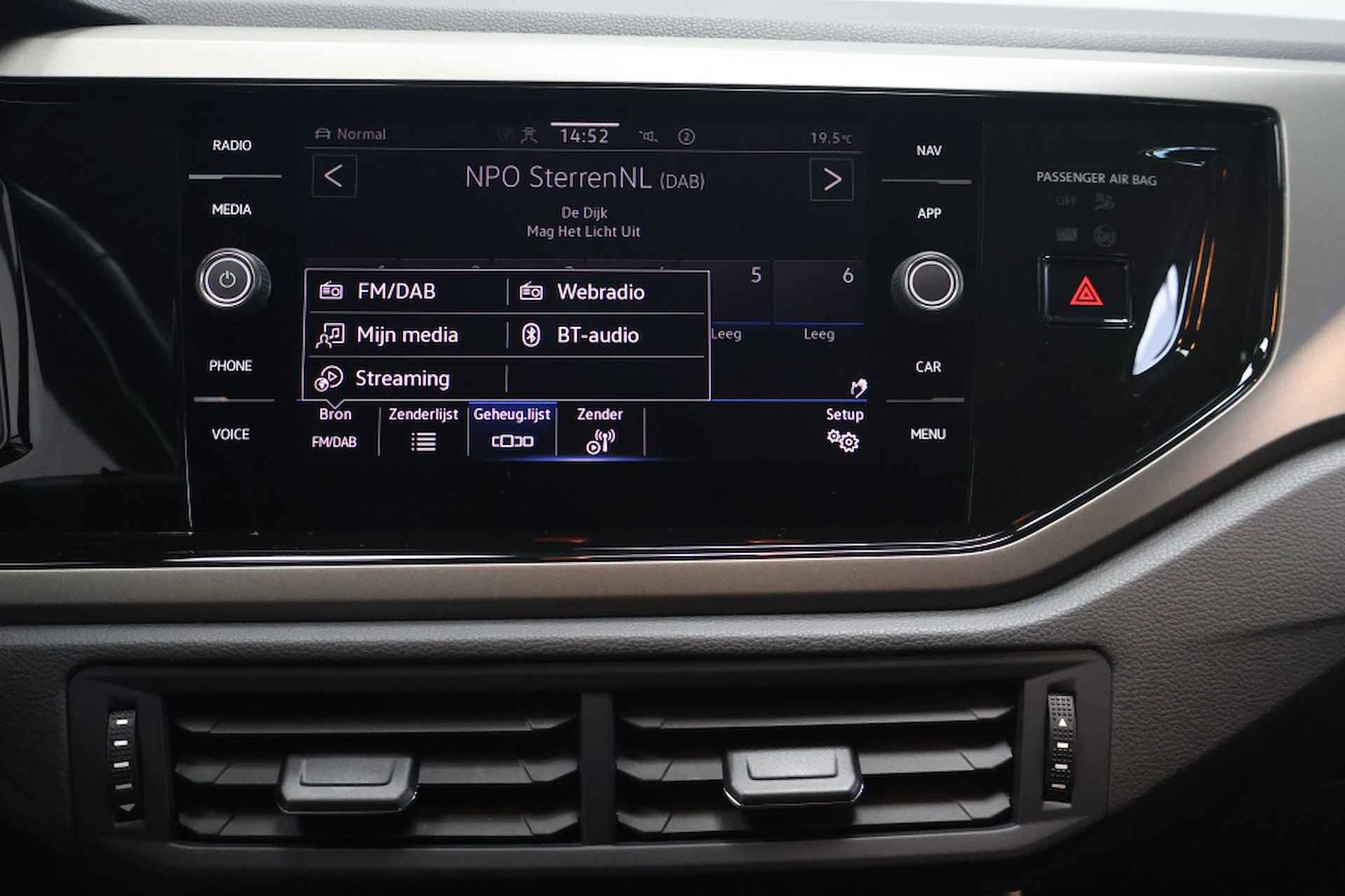 Volkswagen Polo 1.0 TSI Comfortline Business | Carplay | PDC - 14/23