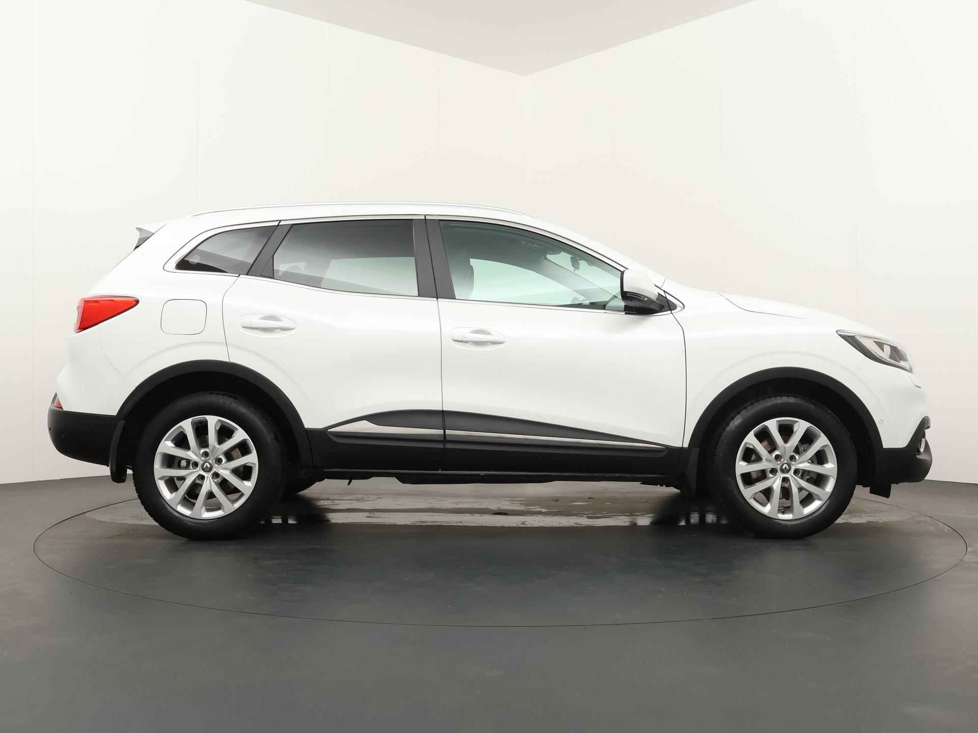 Renault Kadjar 1.2 TCe 130 Intens | AUTOMAAT | Trekhaak | Parkeercamera | - 7/35