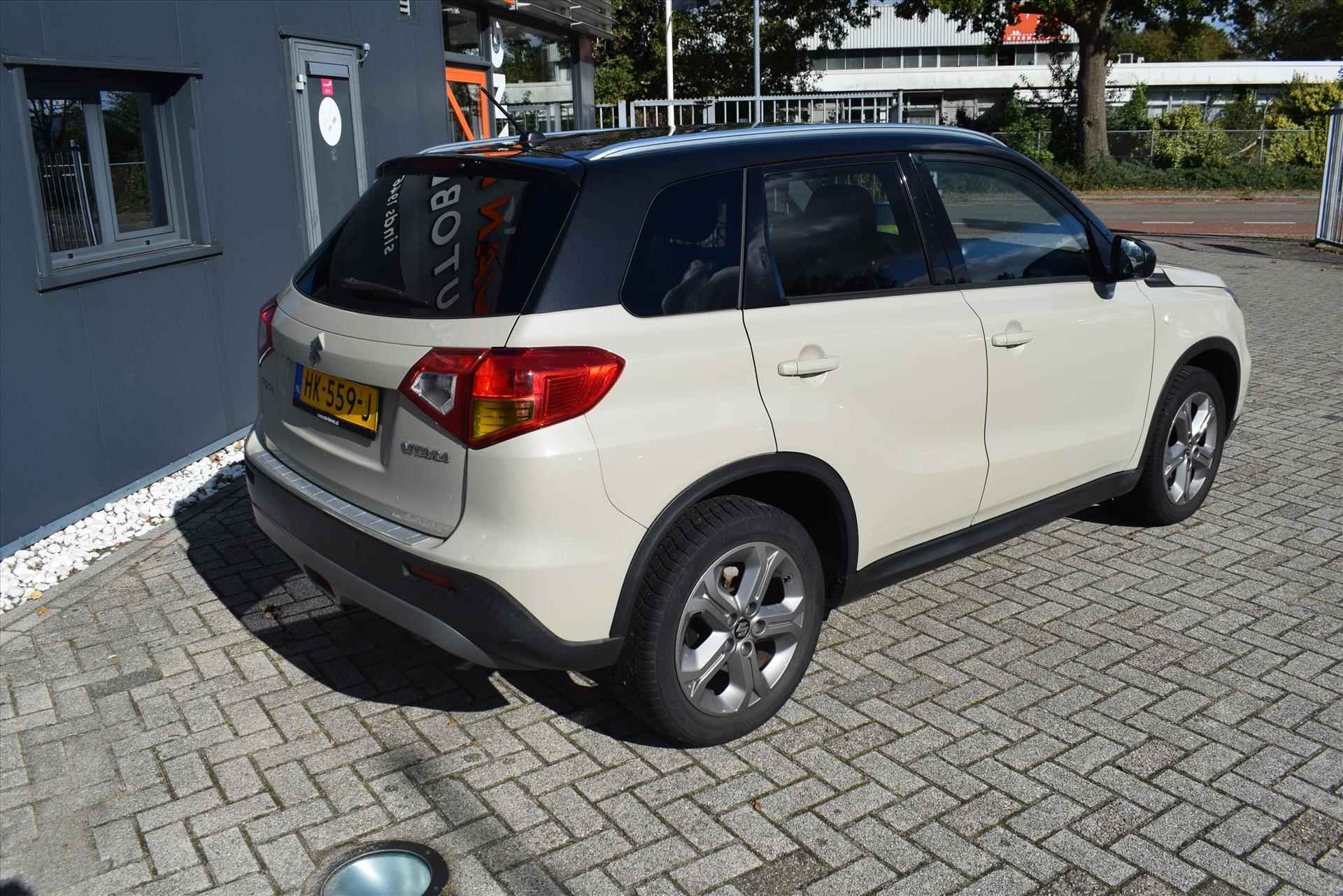 SUZUKI Vitara 1.6 VVT 120pk 2WD Aut Exclusive - 8/31