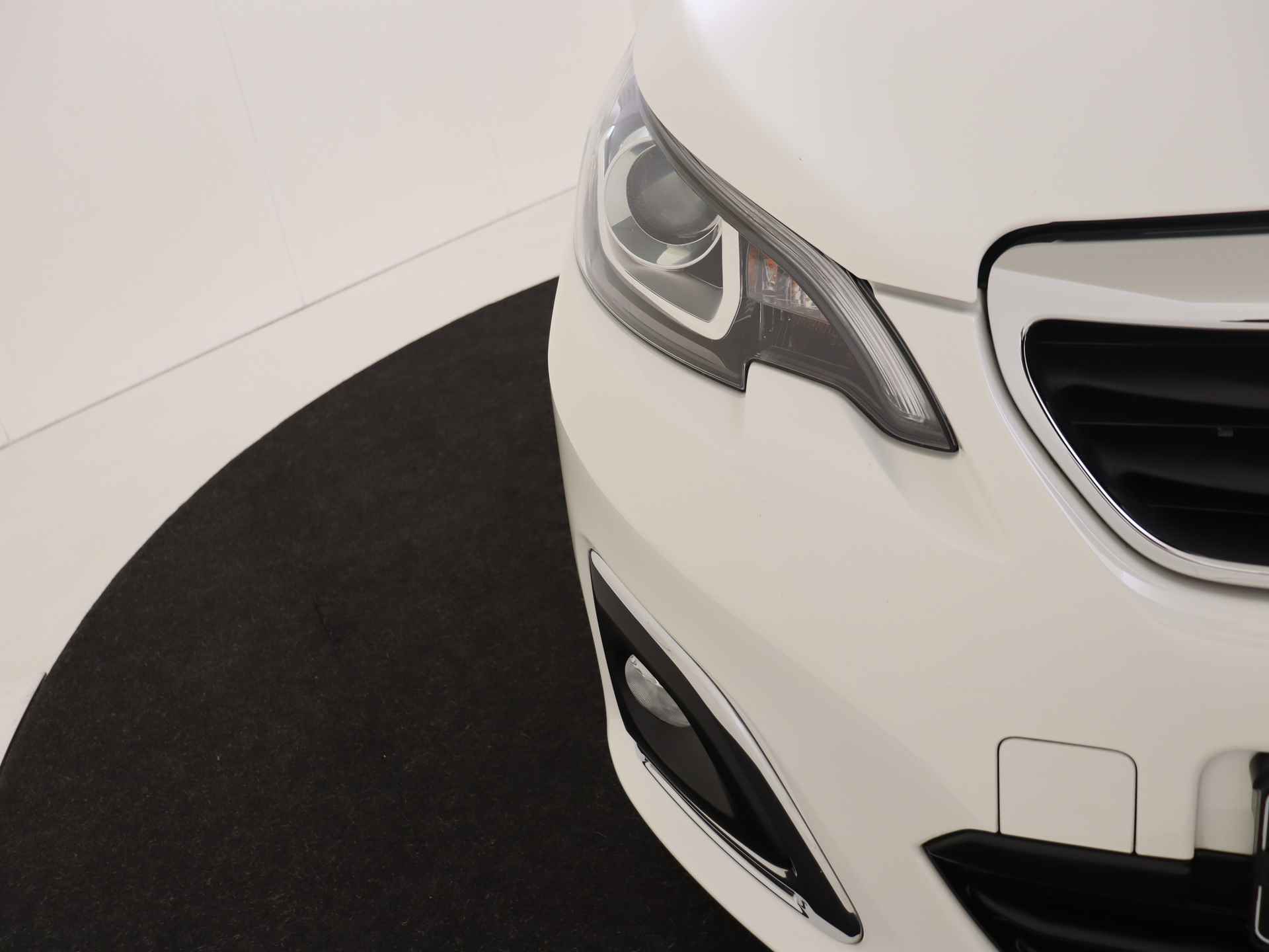 Peugeot 108 1.0 e-VTi Allure Licht metalen Velgen | Apple Carplay | Airco | - 14/30