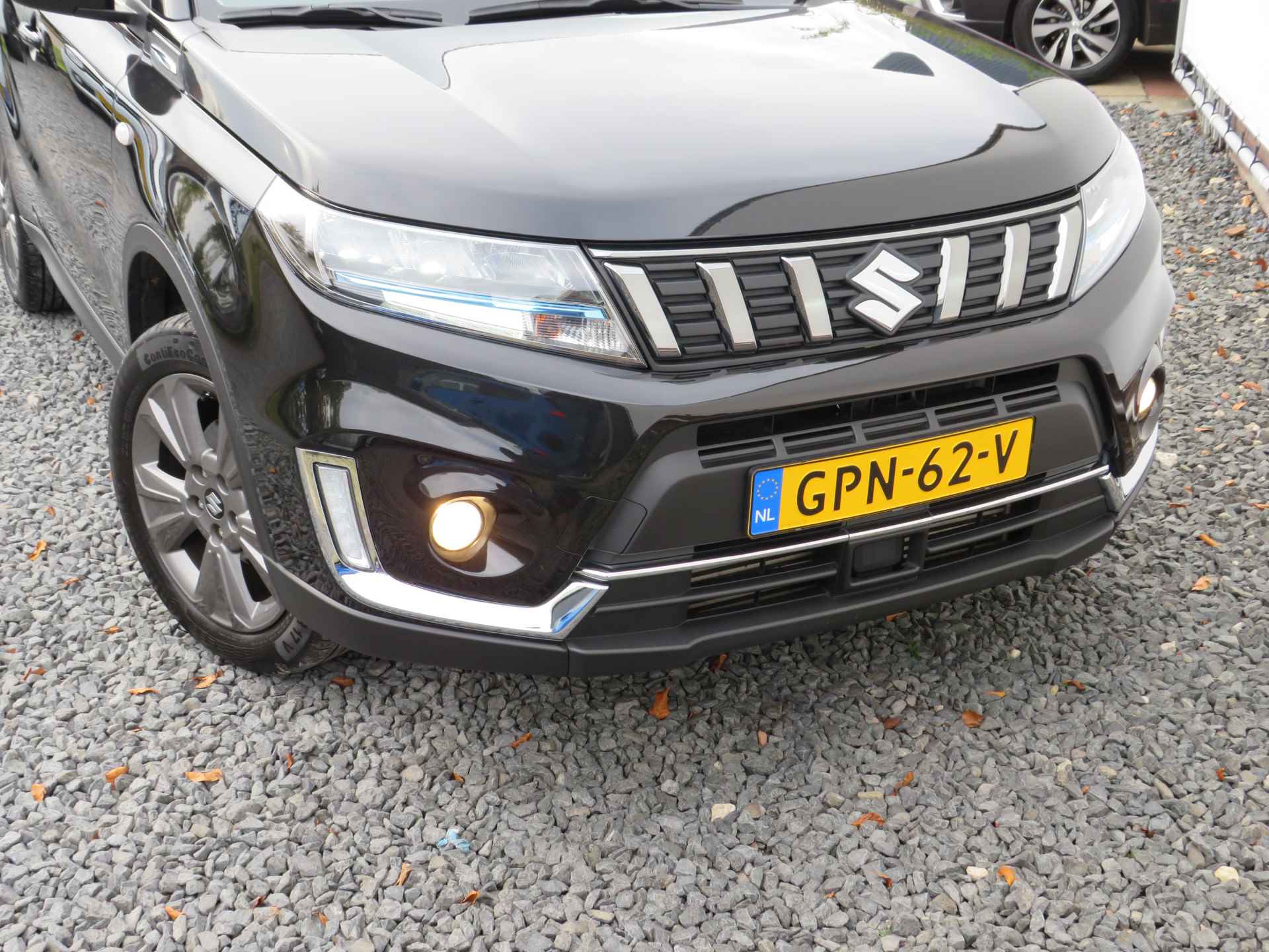 Suzuki Vitara 1.4 Boosterjet Select Smart Hybrid, Automaat, 1500 kg. trekgewicht! Navigatie, Keyless, en Dealer onderhouden - 32/36