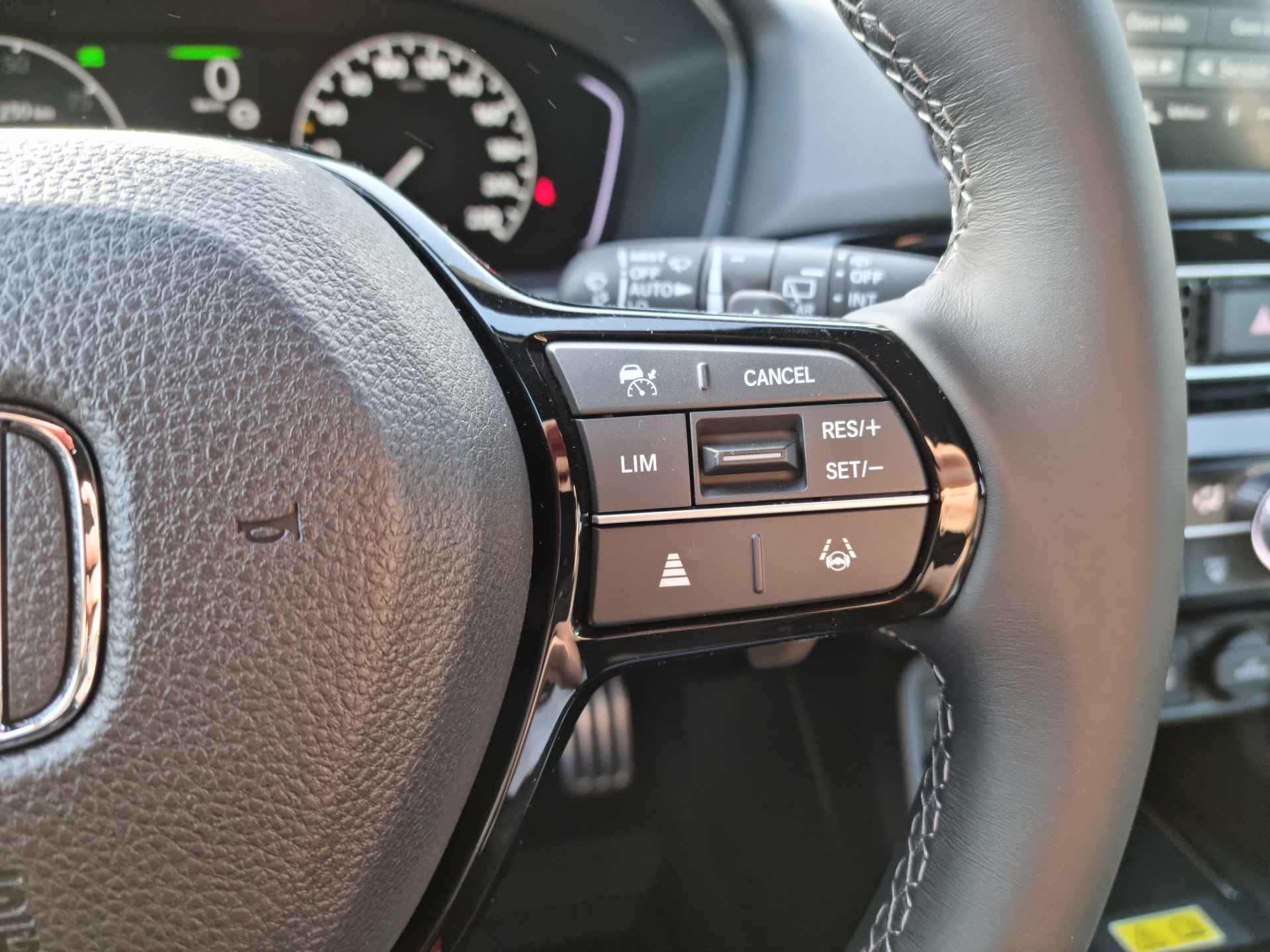 Honda Civic 2.0 e:HEV Sport 18inch velgen, Draadloze oplader, Apple/Android , All-in Rijklaarprijs - 16/23