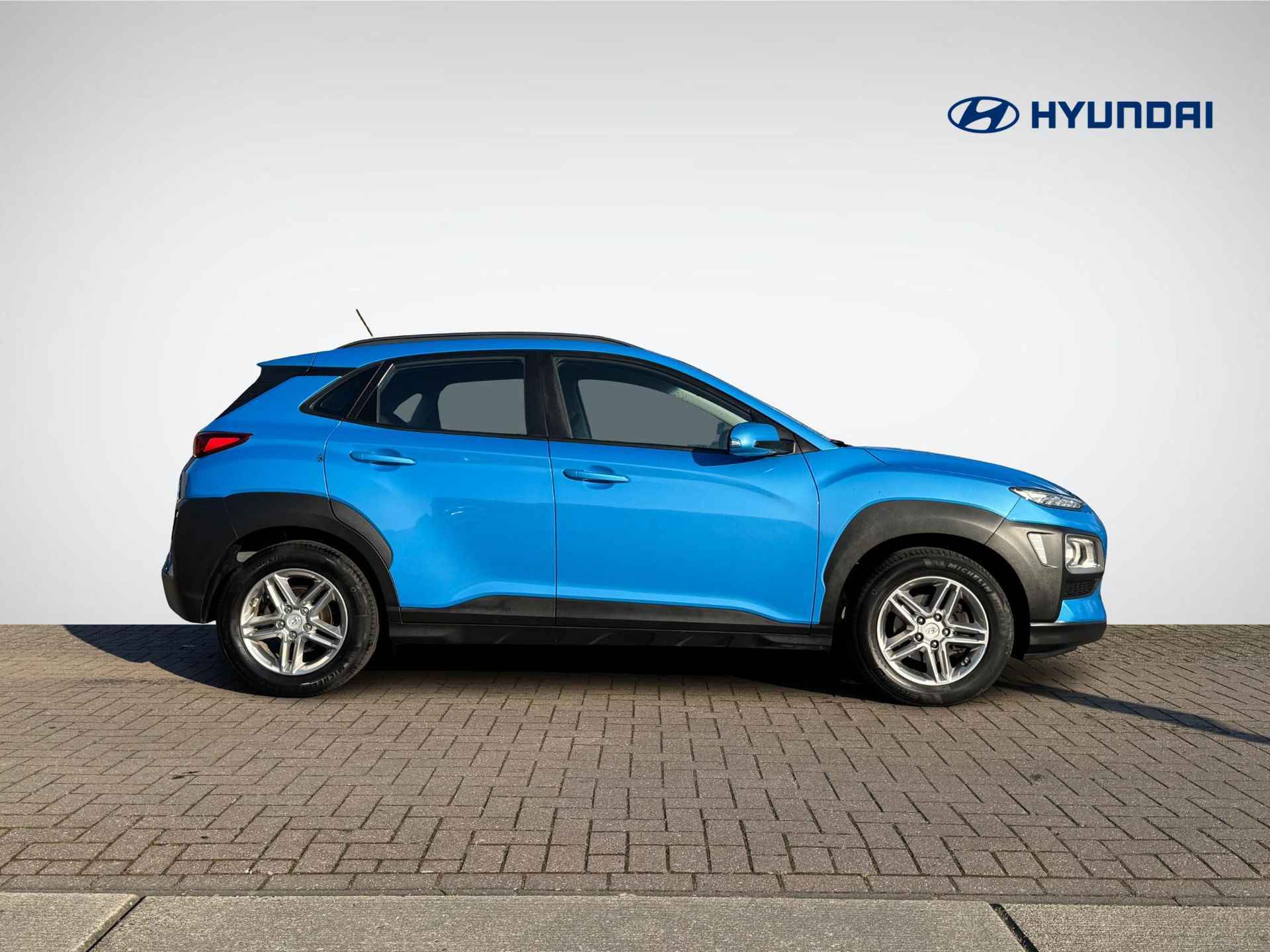 Hyundai Kona 1.0T Comfort Plus Pack | Trekhaak | Apple Carplay/Android Auto | Camera | Cruise & Climate Control | Park. Sensor | Rijklaarprijs! - 3/28