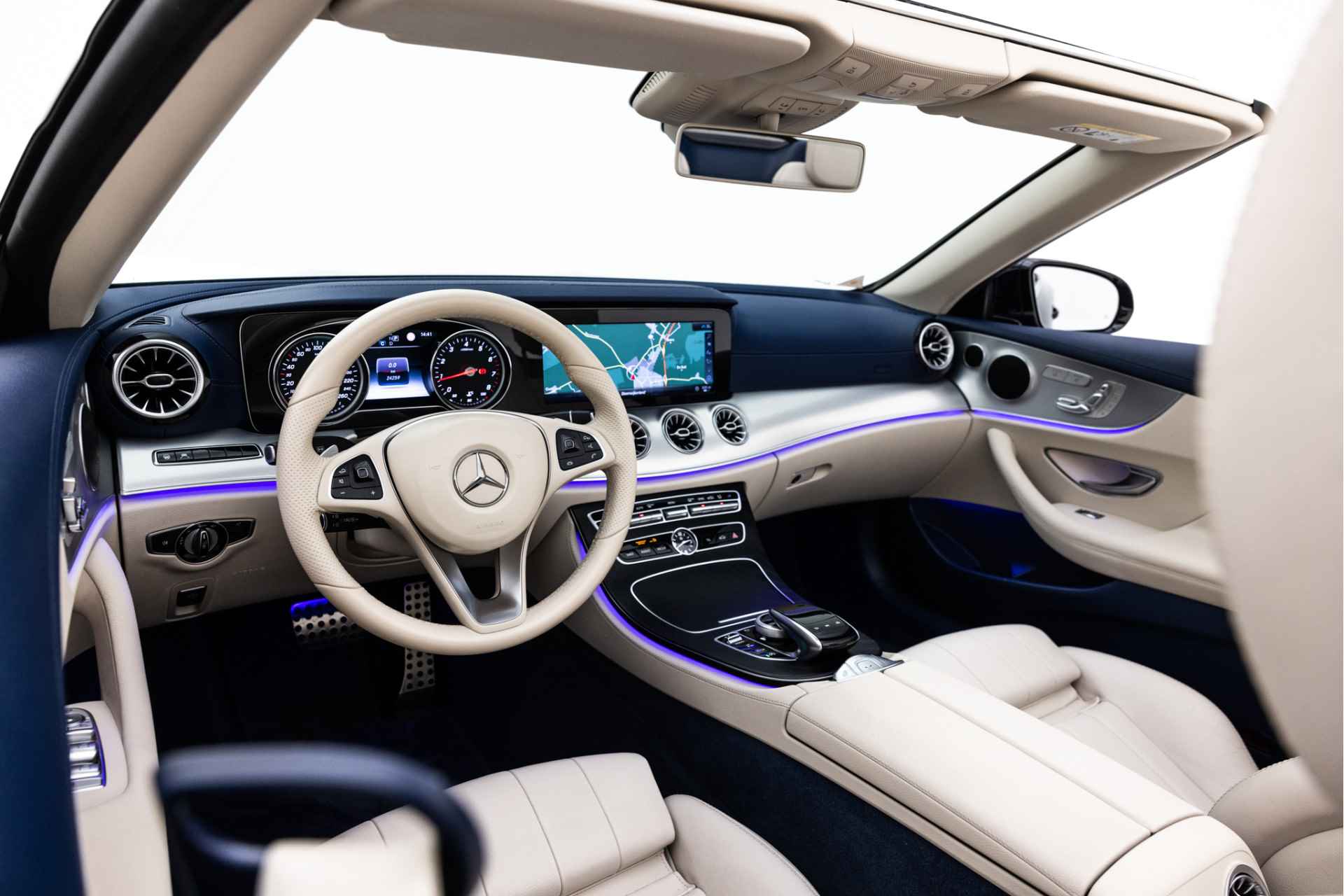 Mercedes-Benz E-Klasse Cabrio 300 Premium | AMG | Memory | Distronic+ | LED - 16/65