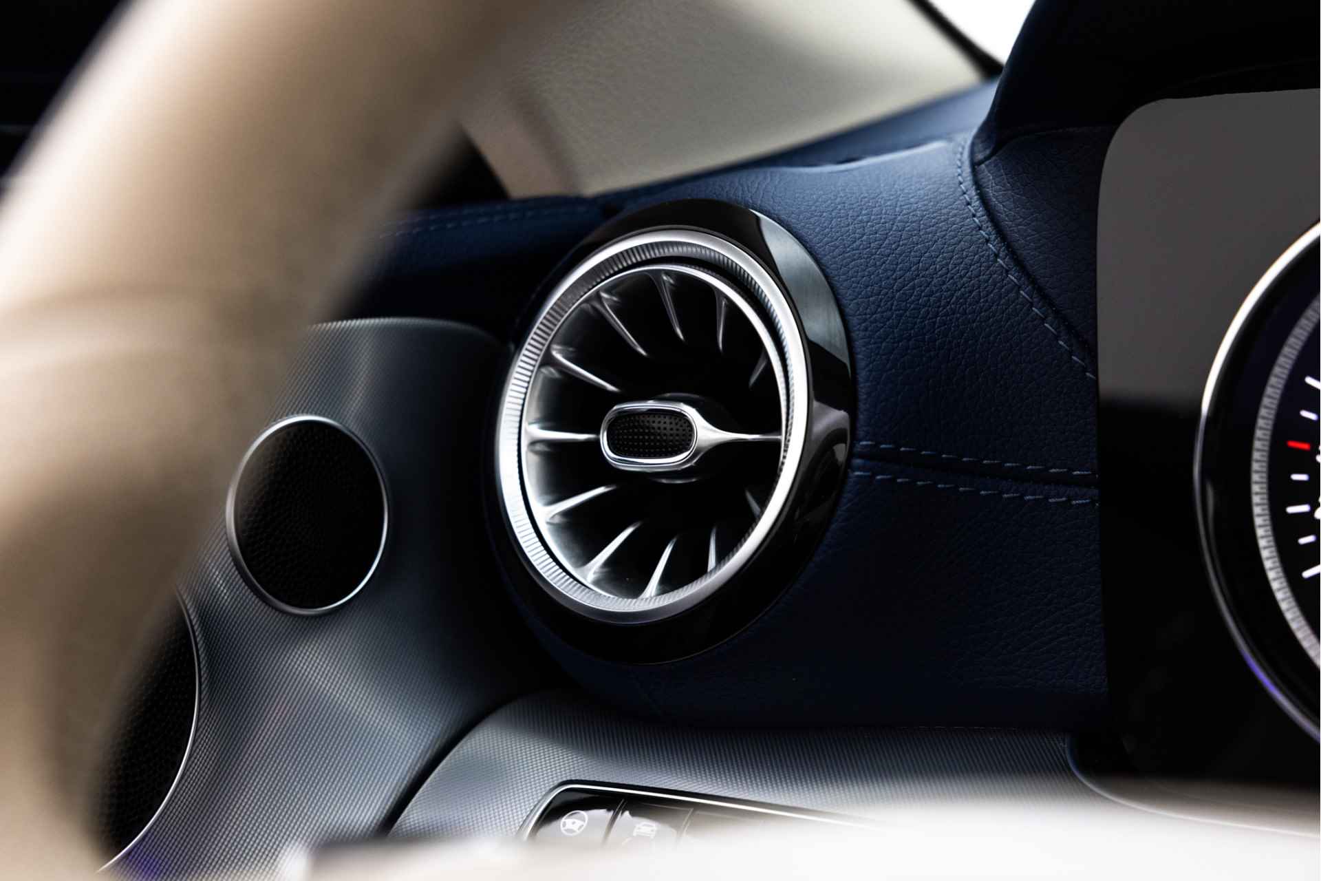 Mercedes-Benz E-Klasse Cabrio 300 Premium | AMG | Memory | Distronic+ | LED - 35/65