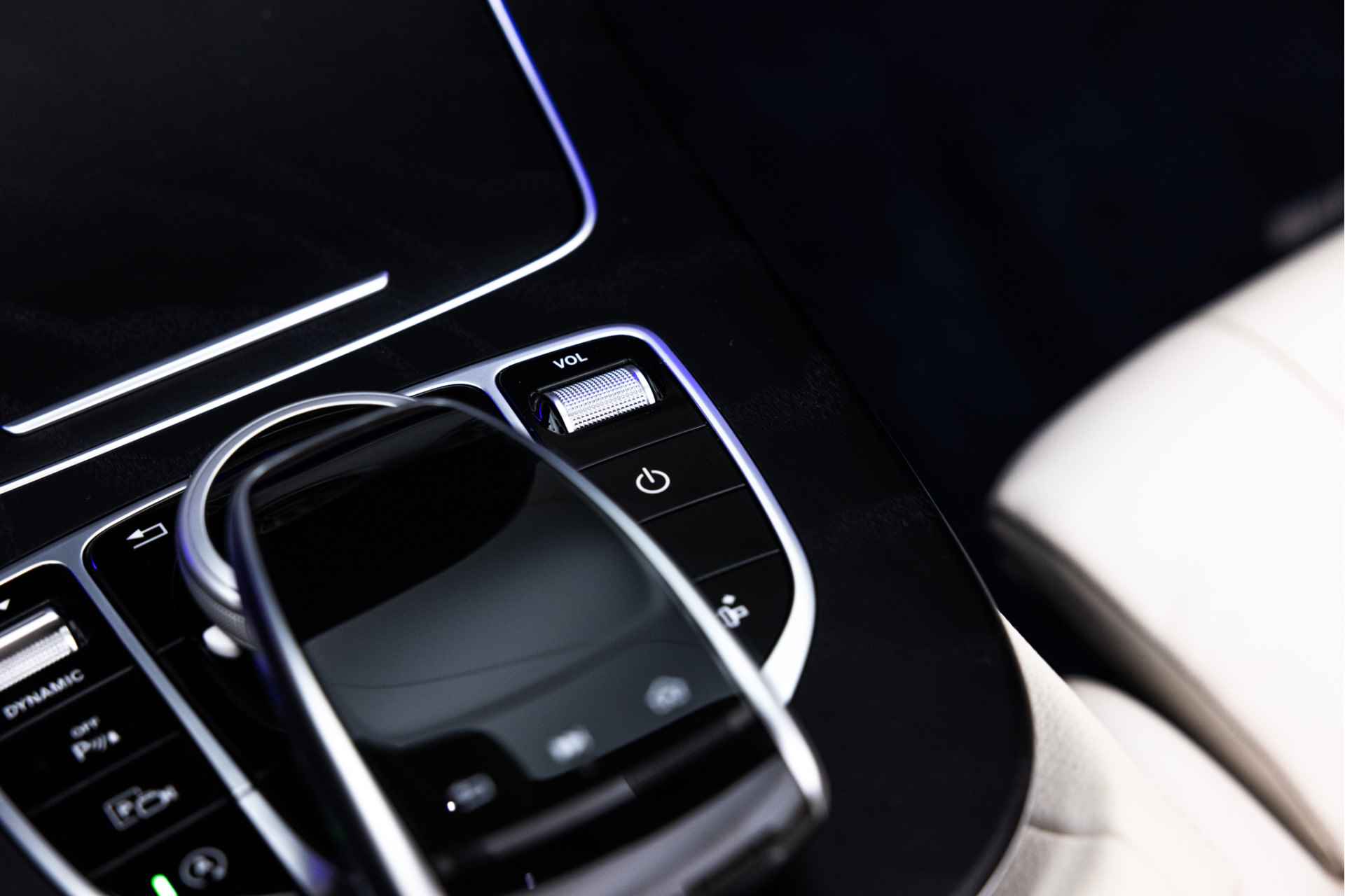 Mercedes-Benz E-Klasse Cabrio 300 Premium | AMG | Memory | Distronic+ | LED - 59/65