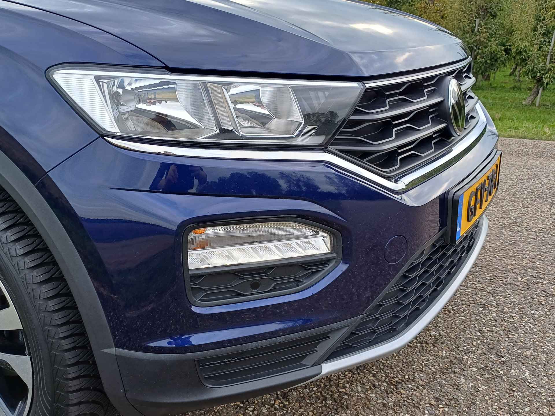 Volkswagen T-Roc 1.5 TSI Sport United | Lage KM! | Park V+A | Ada Cruise | Stoel stuur verw | Navi | Carplay - 20/51