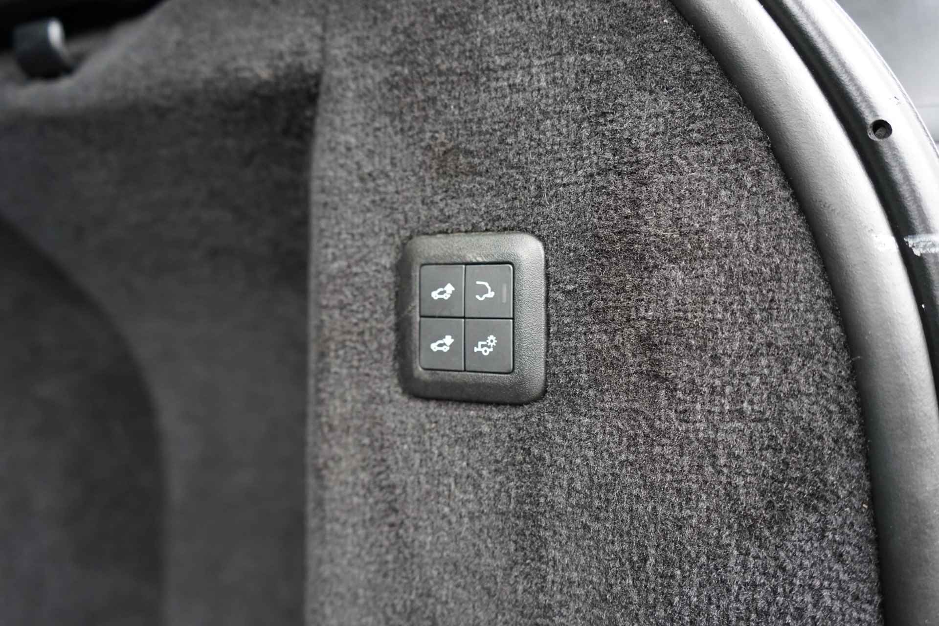 Land Rover Range Rover Sport 3.0 P400 MHEV HST | Geventileerde- en verwarmde voorstoelen | Adaptive cruise control | Head-up display | - 41/41