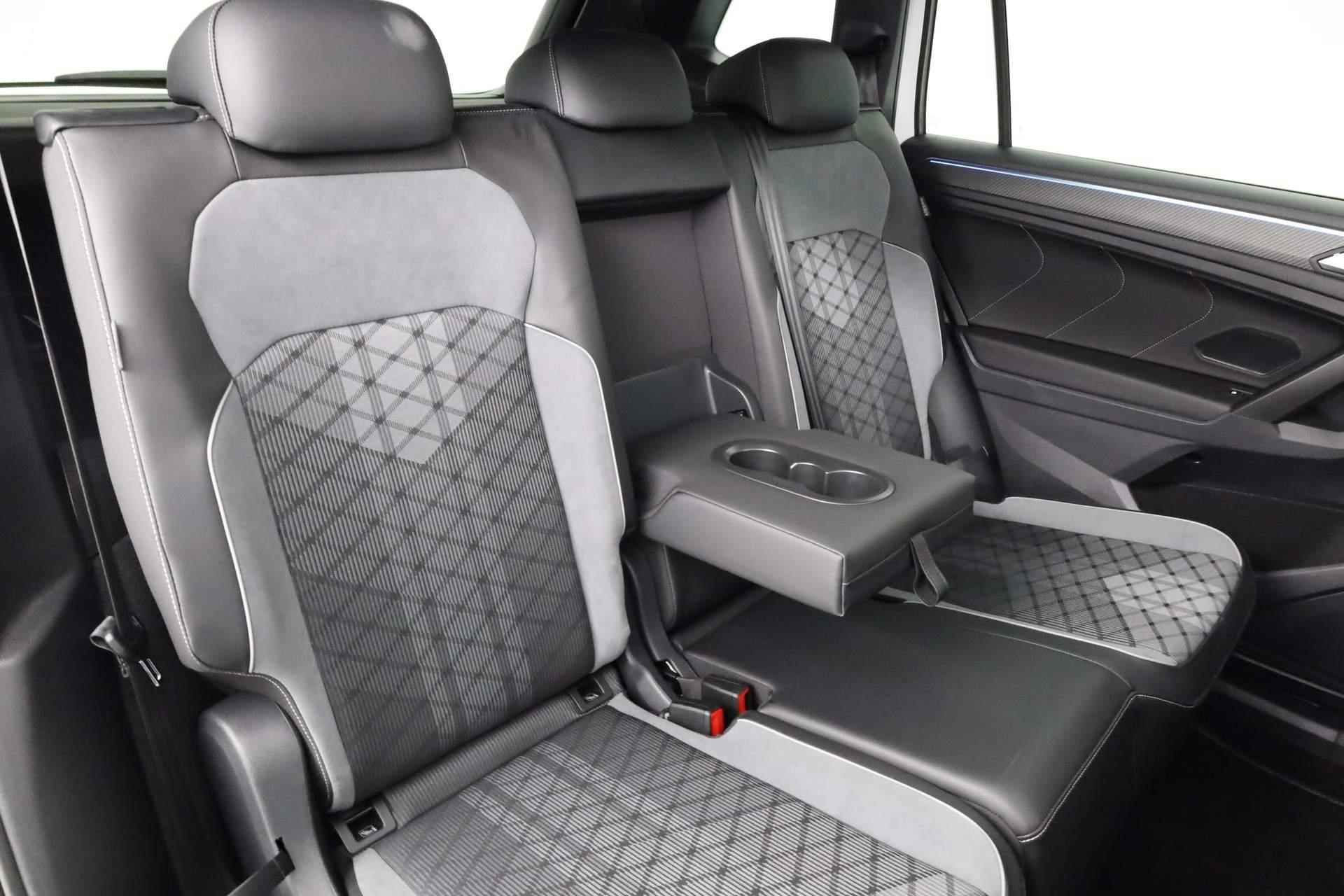 Volkswagen Tiguan Allspace 7 pers. 1.5 TSI 150PK DSG R-Line Black Style | Pano | IQ Light | DCC | Keyless | 20 inch - 39/41