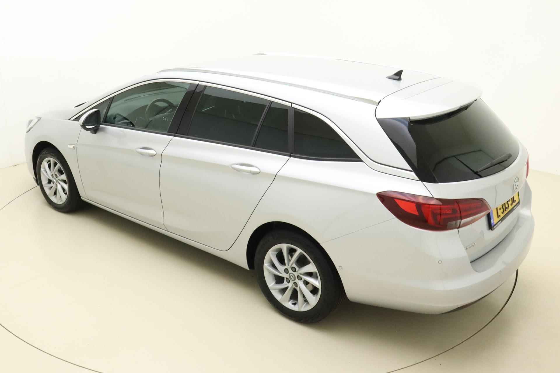 Opel Astra Sports Tourer Elegance 110 PK | Navigatie | Climate control | Alcantara bekleding | Getint glas | Cruise control | Lichtmetalen velgen - 5/32