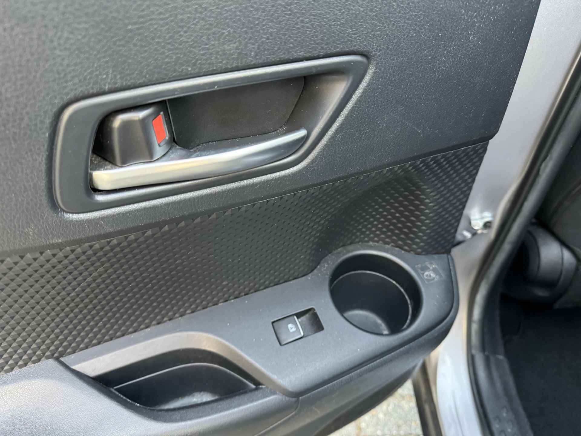 Toyota C-HR 1.2 Style Airco/Navigatie/JBL Sound - 38/49