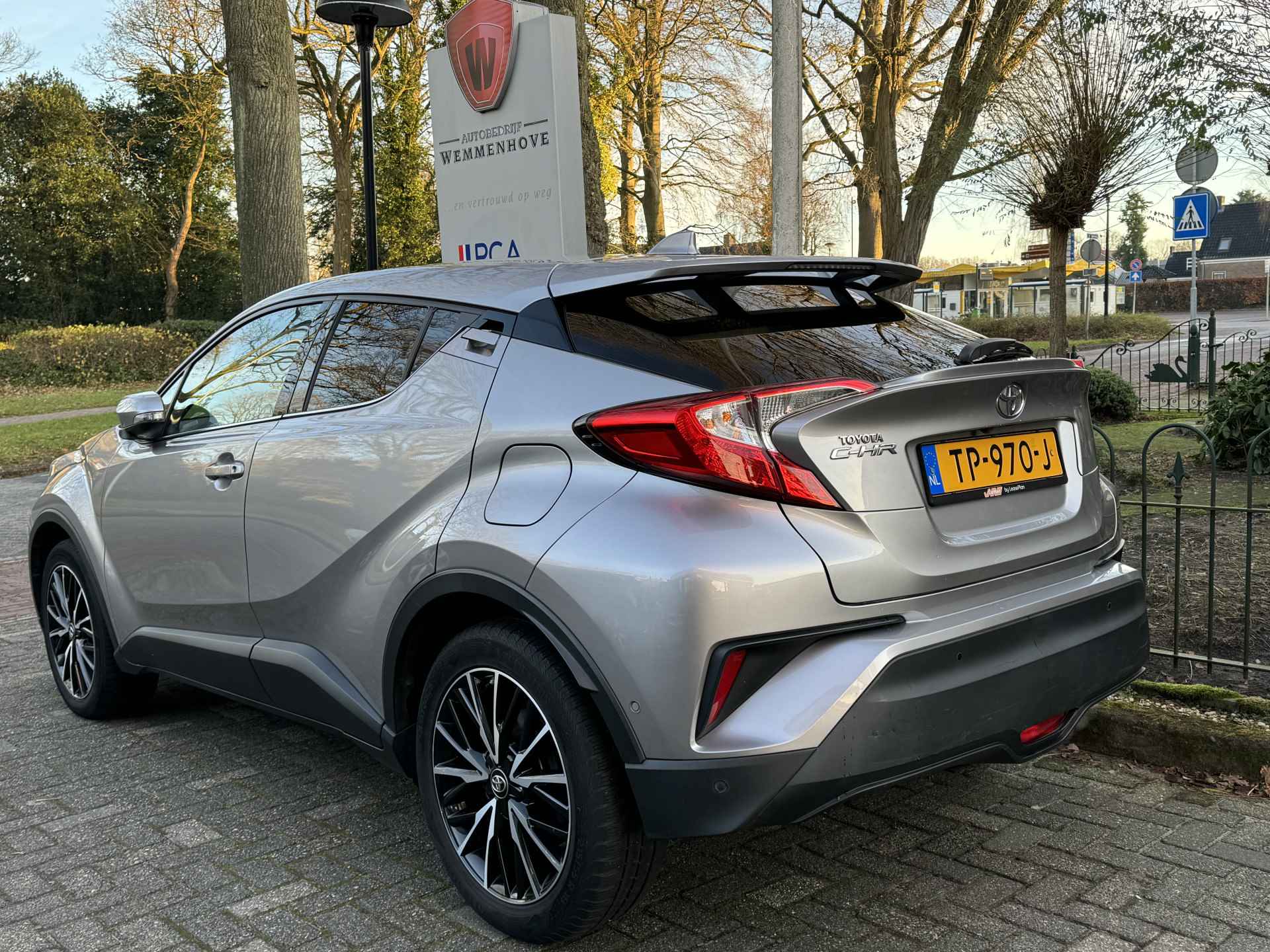 Toyota C-HR 1.2 Style Airco/Navigatie/JBL Sound - 40/49