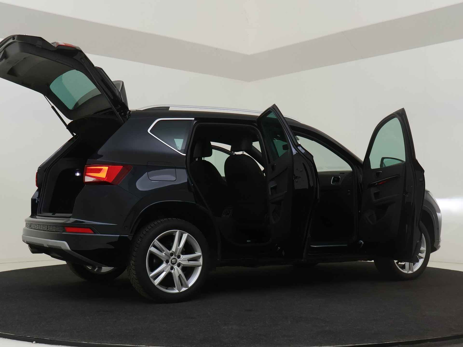 SEAT Ateca 1.5 TSI 150pk FR Business Intense | Parkeerassistent + Camera | Navigatie | Alcantara Bekleding - 15/52