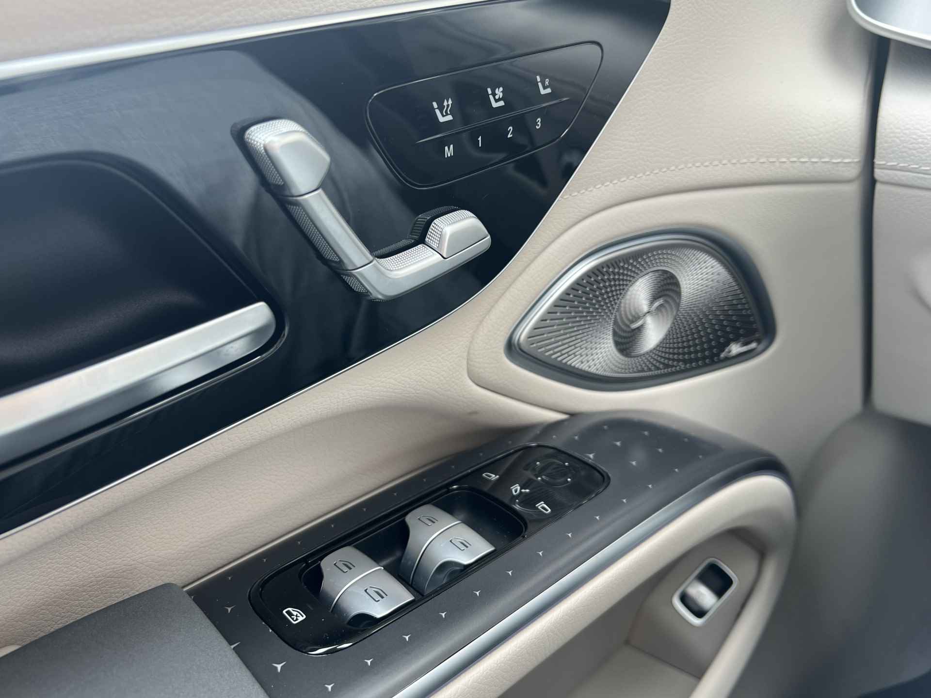 Mercedes-Benz EQS 450+ AMG Line Premium Plus | Distronic | Panoramadak | Luchtvering | Trekhaak | Burmester soundsysteem - 11/21