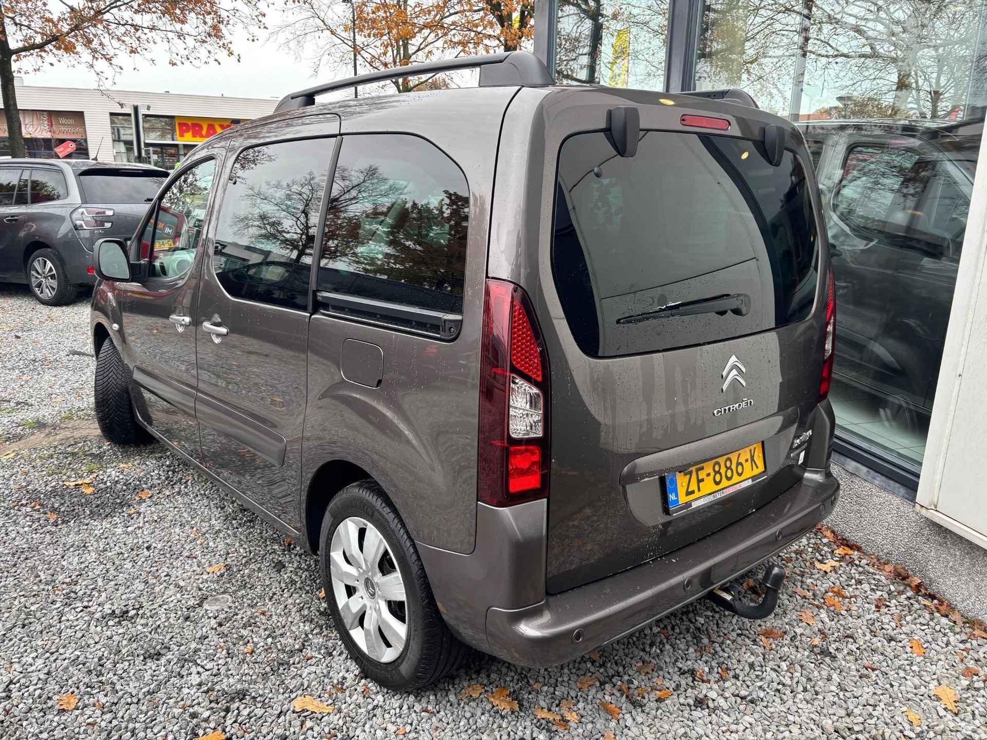 Citroen Berlingo 1.2 PureTech XTR Panoramadak! | Trekhaak | Zeer compleet! | Geleverd incl 12 maanden BOVAG garantie. - 9/24