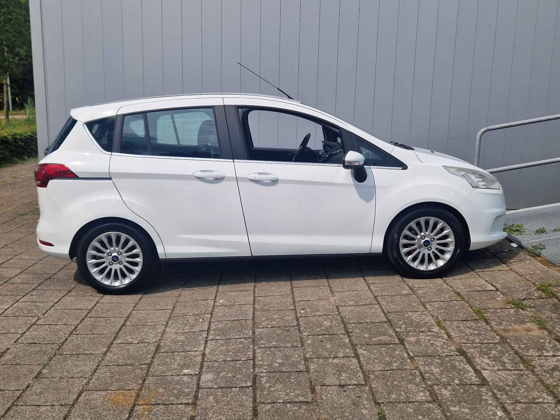 Ford B-Max 1.0 EcoBoost Titanium - 4/19