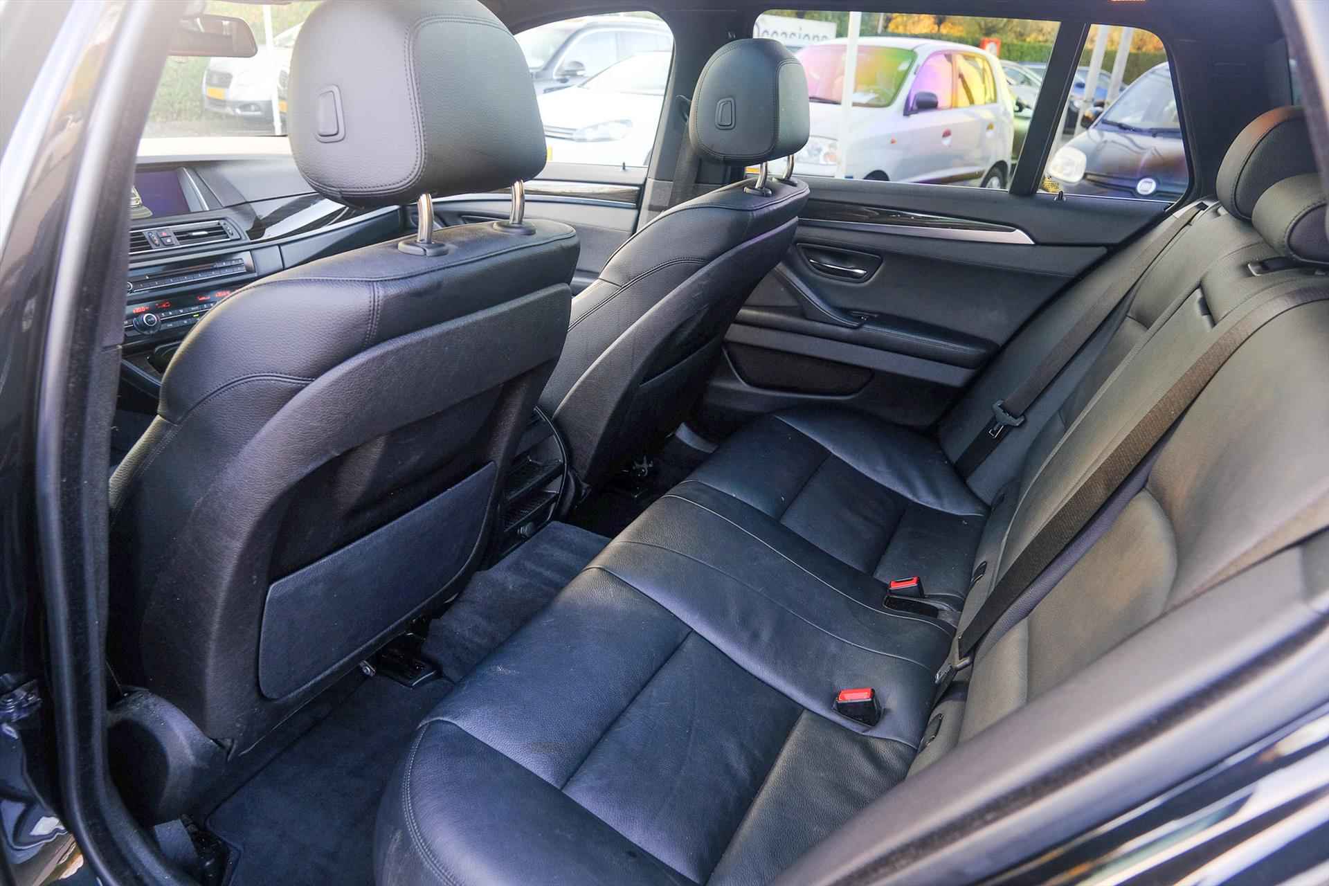 BMW 5-Serie 518d 150pk Automaat Luxury Edition sportstoelen panoramadak leer rijklaar bovag-garantie - 13/33