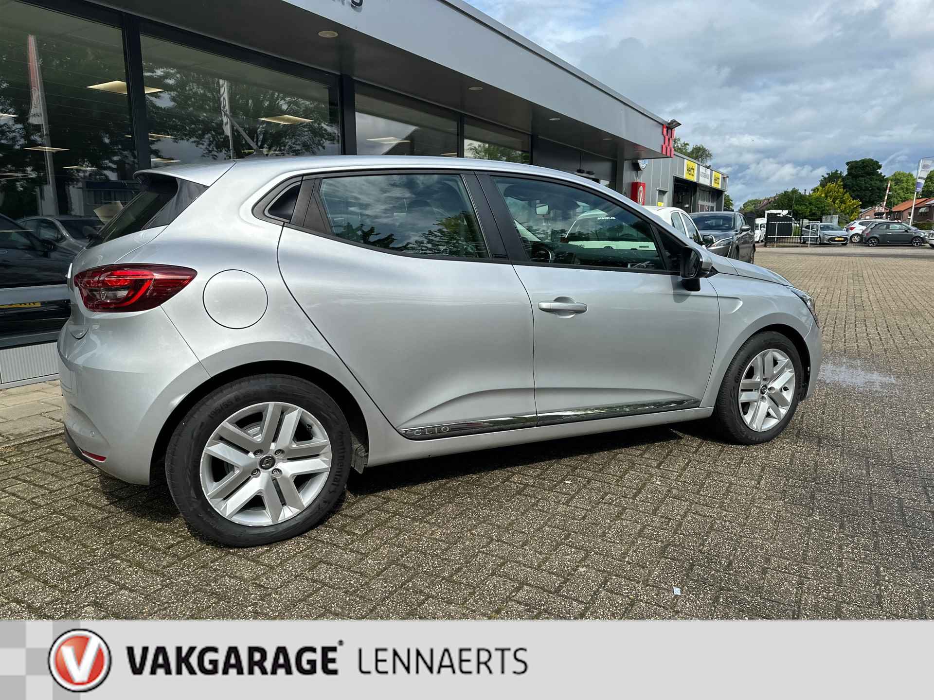 Renault Clio 1.6 E-Tech Hybrid 140 Intens Automaat, Rijklaarprijs / 12 mnd garantie - 16/34