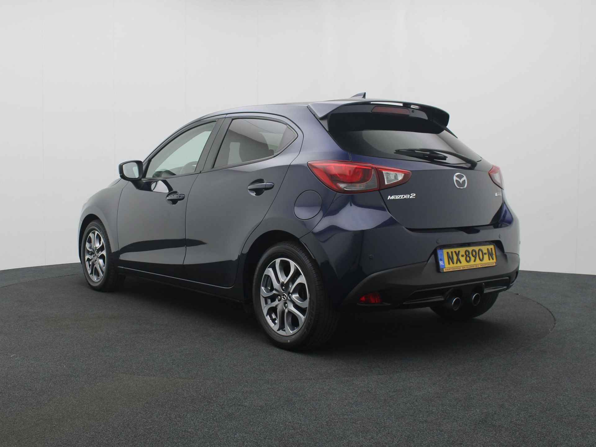 Mazda 2 1.5 Skyactiv-G GT-Luxury met sportuitlaat en dakspoiler : volledig onderhouden - 4/47