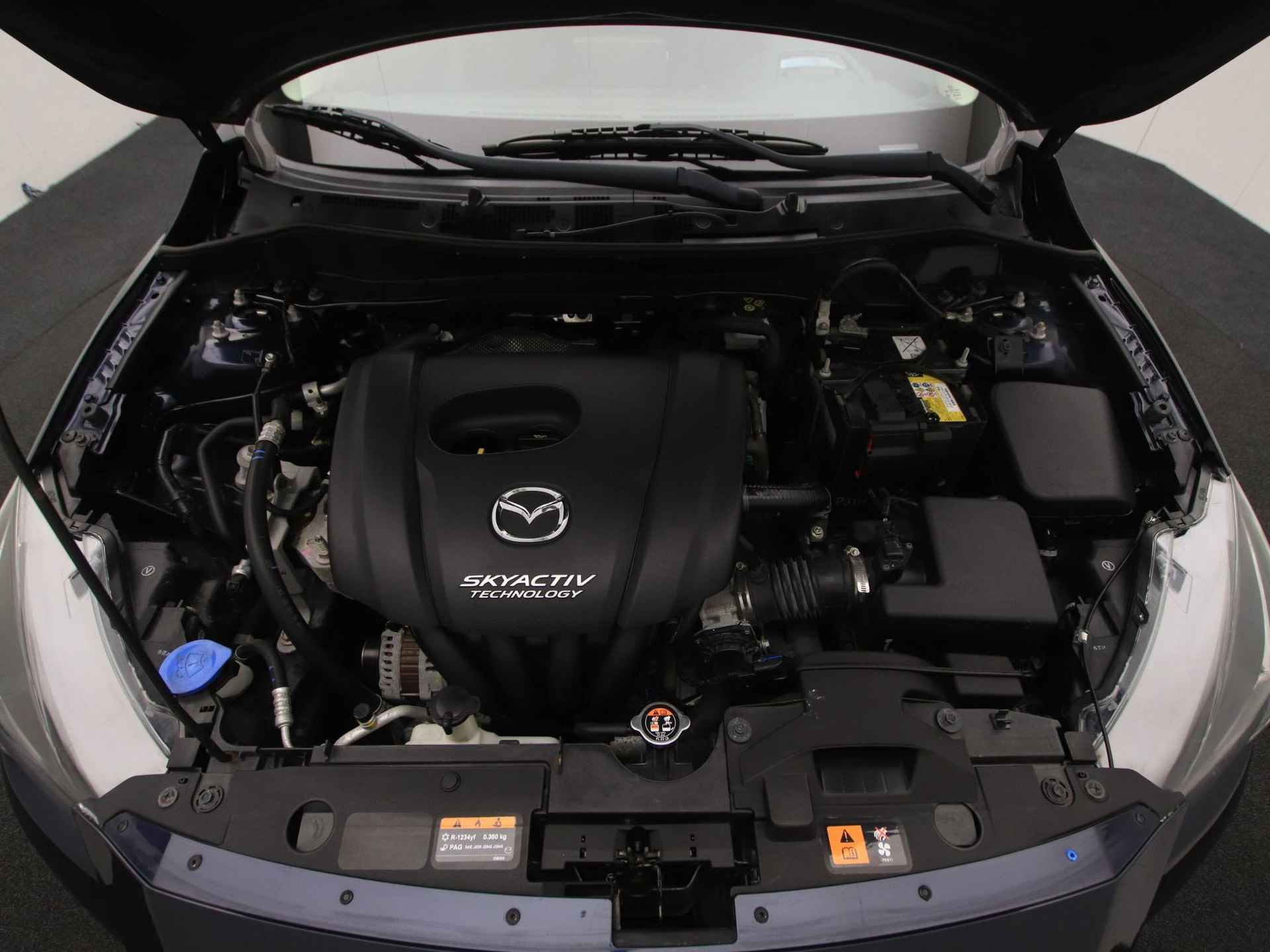 Mazda 2 1.5 Skyactiv-G GT-Luxury met sportuitlaat en dakspoiler : volledig onderhouden - 41/47