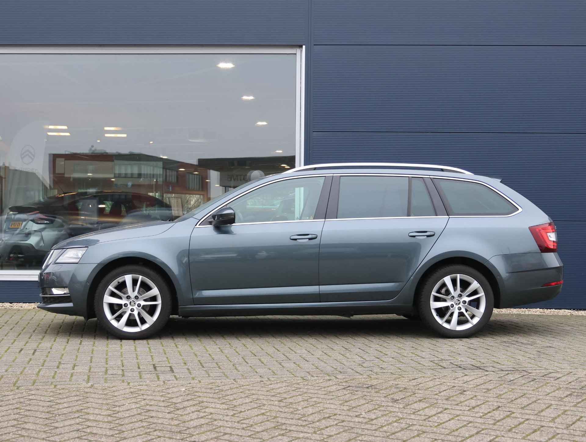 Skoda Octavia Combi 120pk TDI Style | 1ste eigenaar | Trekhaak / 1500KG Trekgewicht | LEER | LED | Virtual Cockpit - 3/46