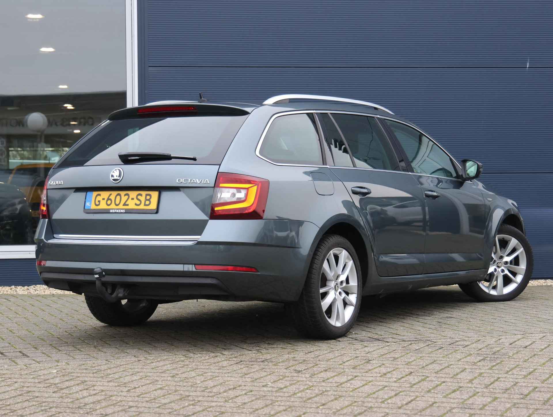 Skoda Octavia Combi 120pk TDI Style | 1ste eigenaar | Trekhaak / 1500KG Trekgewicht | LEER | LED | Virtual Cockpit - 4/46