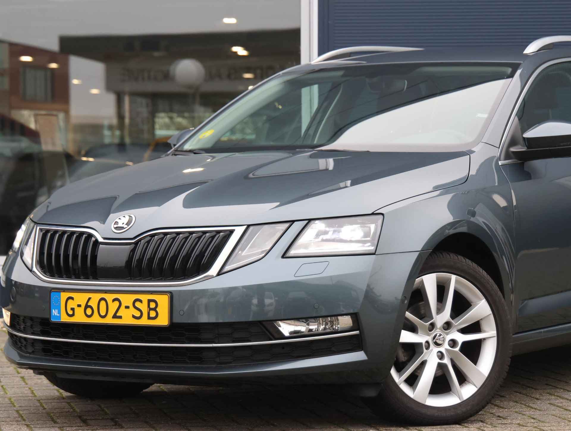 Skoda Octavia Combi 120pk TDI Style | 1ste eigenaar | Trekhaak / 1500KG Trekgewicht | LEER | LED | Virtual Cockpit - 10/46