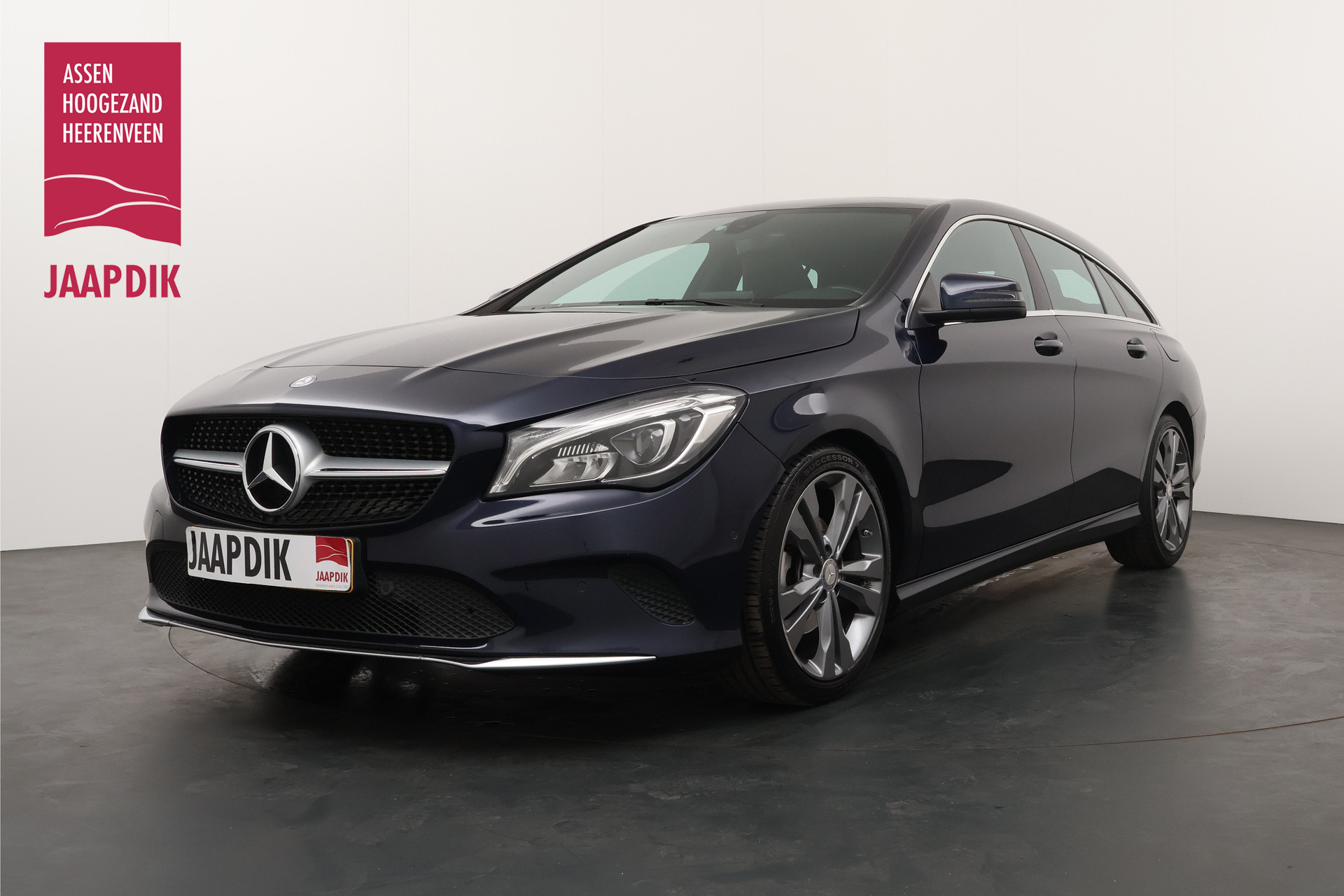 Mercedes-Benz CLA-Klasse Shooting Brake BWJ 2016 200 d 136 PK Lease Edition Plus AUTOMAAT / FULL LED / SCHUIF PANODAK / NAVI / CLIMA / CRUISE / PDC / LMV / LICHT & REGEN SENSOR