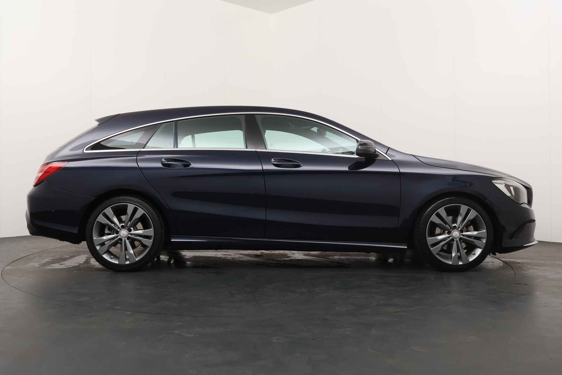 Mercedes-Benz CLA-Klasse Shooting Brake BWJ 2016 200 d 136 PK Lease Edition Plus AUTOMAAT / FULL LED / SCHUIF PANODAK / NAVI / CLIMA / CRUISE / PDC / LMV / LICHT & REGEN SENSOR - 21/34